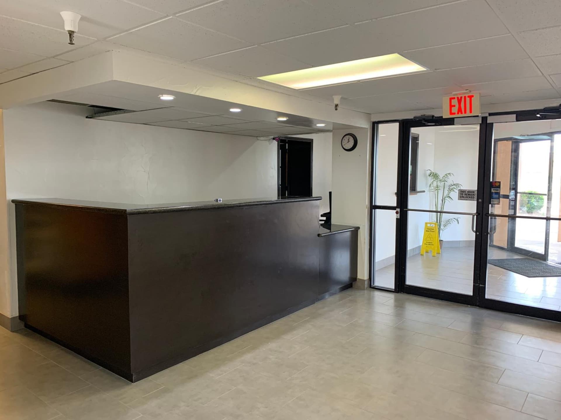 Motel 6-Lewisville, TX - Medical City gallery photo in Lewisville, TX — image 24