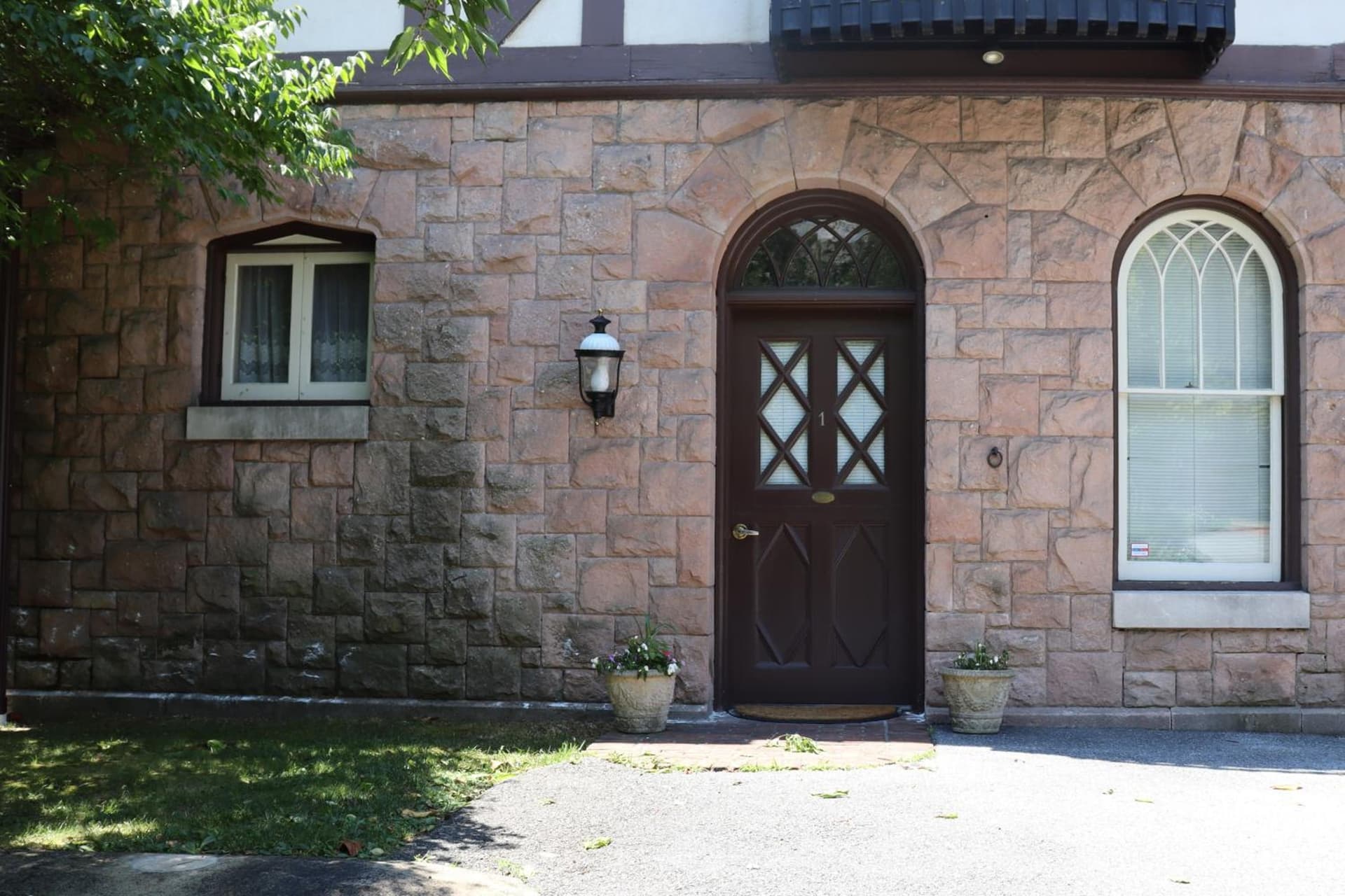 The Gables at Stirling Guest Hotel gallery photo in Reading, PA — image 93