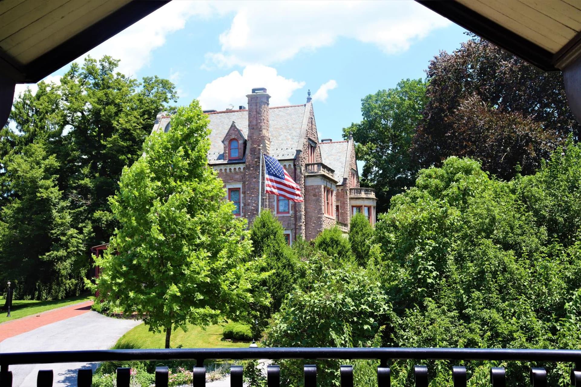 The Gables at Stirling Guest Hotel gallery photo in Reading, PA — image 29