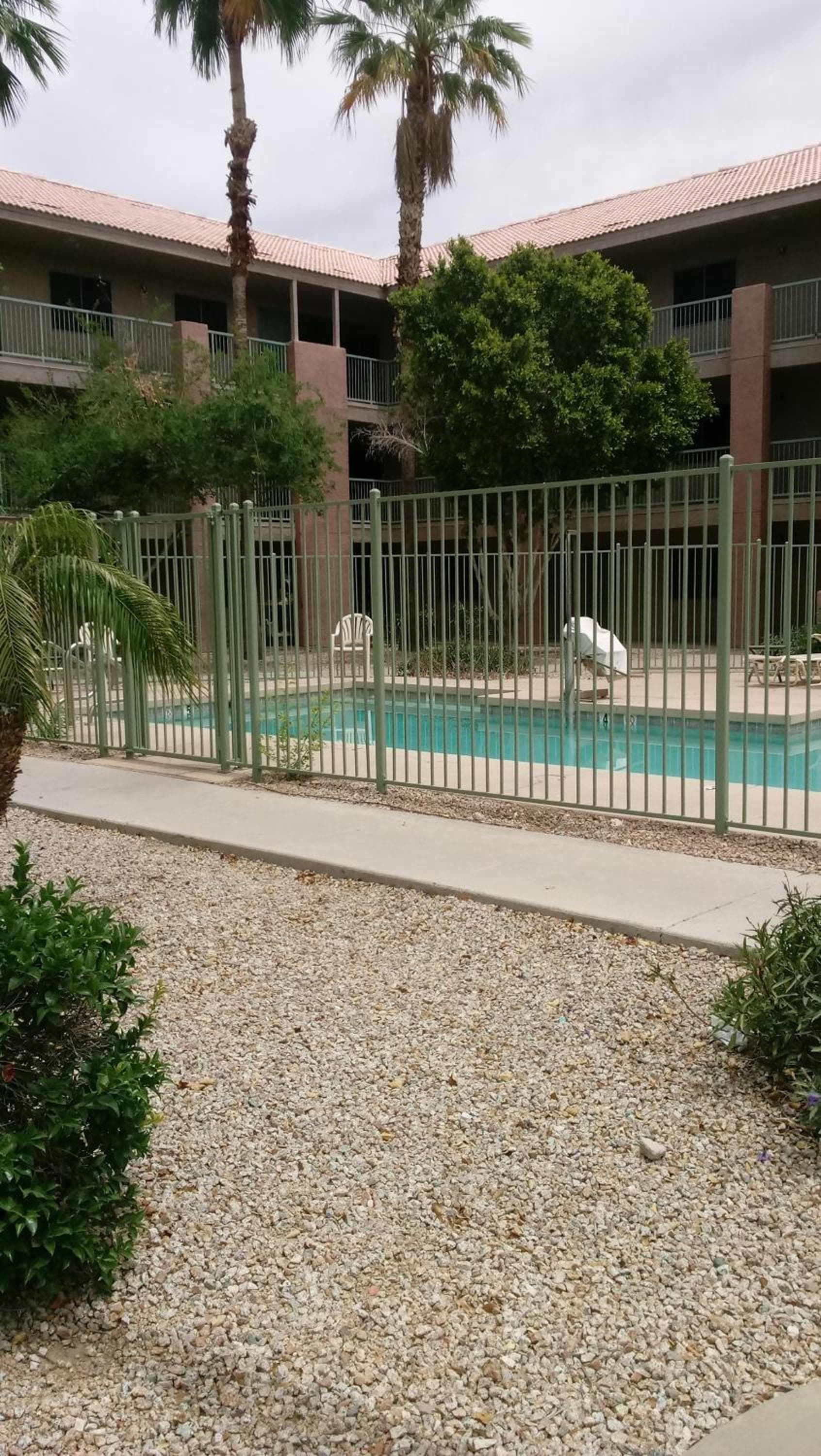 InTown Suites Extended Stay Phoenix AZ - Gilbert gallery photo in Gilbert, AZ — image 15