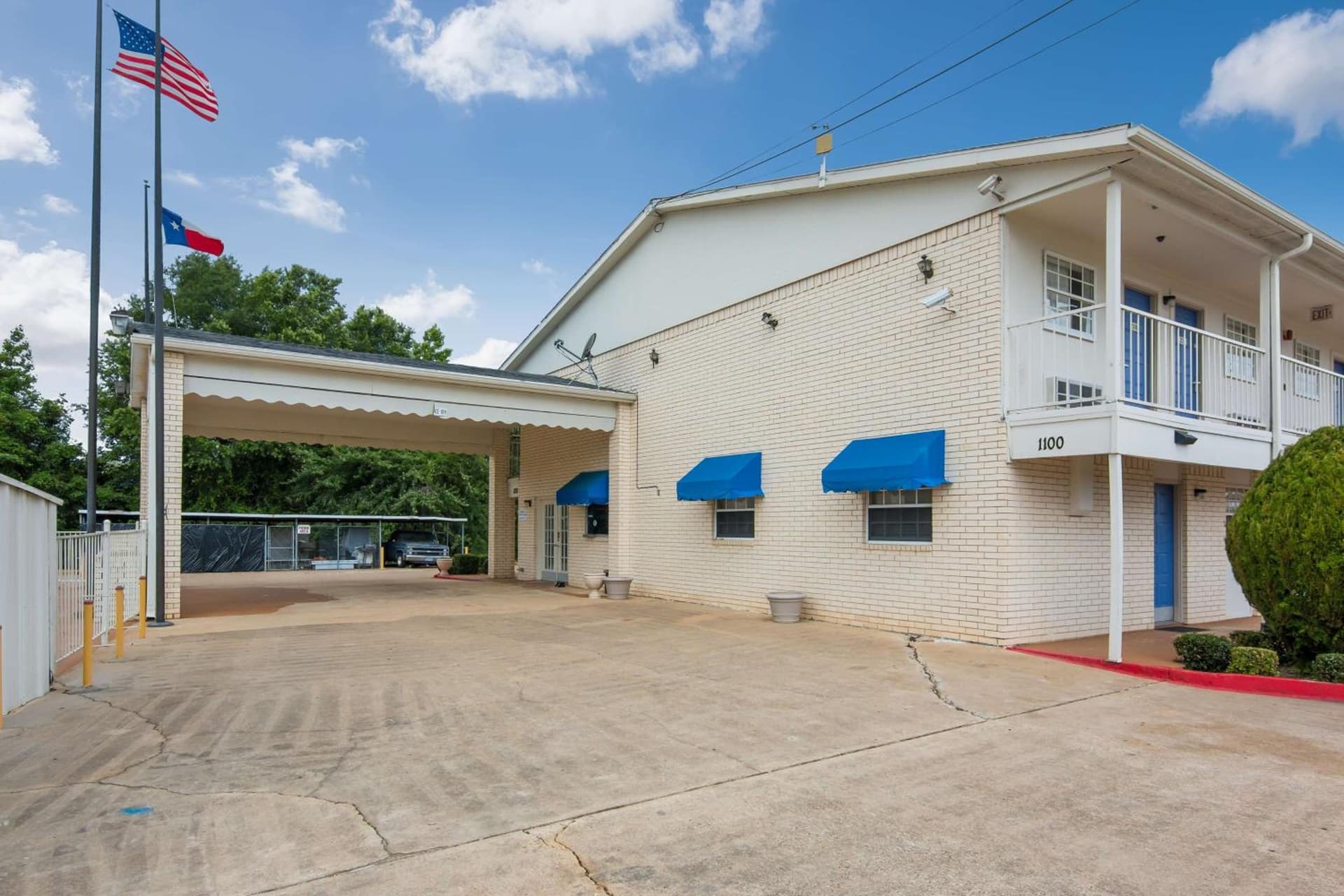Motel 6-Atlanta, TX featured exterior or lobby in Atlanta, TX — similar hotel