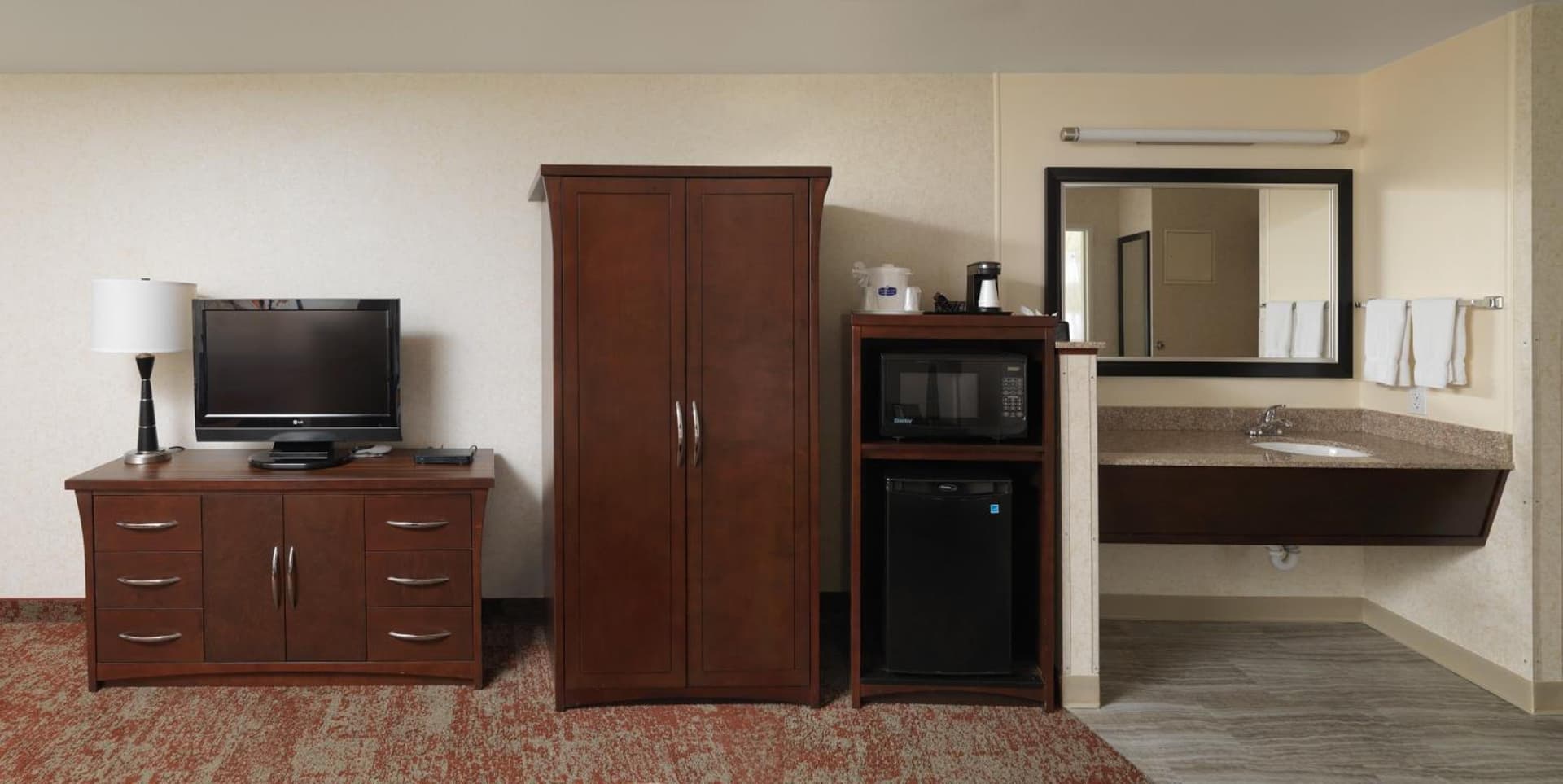 Crystal Inn Hotel & Suites - Salt Lake City gallery photo in Salt Lake City, UT — image 6