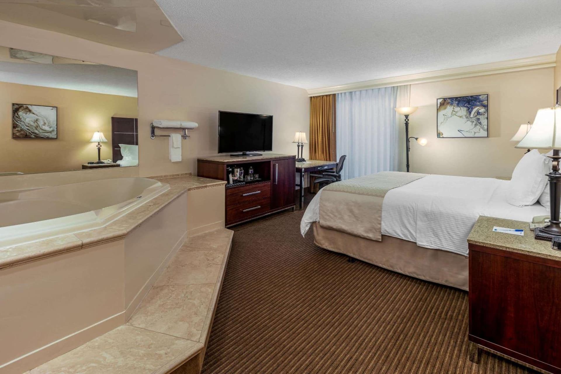 Wyndham Riverfront Hotel gallery photo in Little Rock, AR — image 83