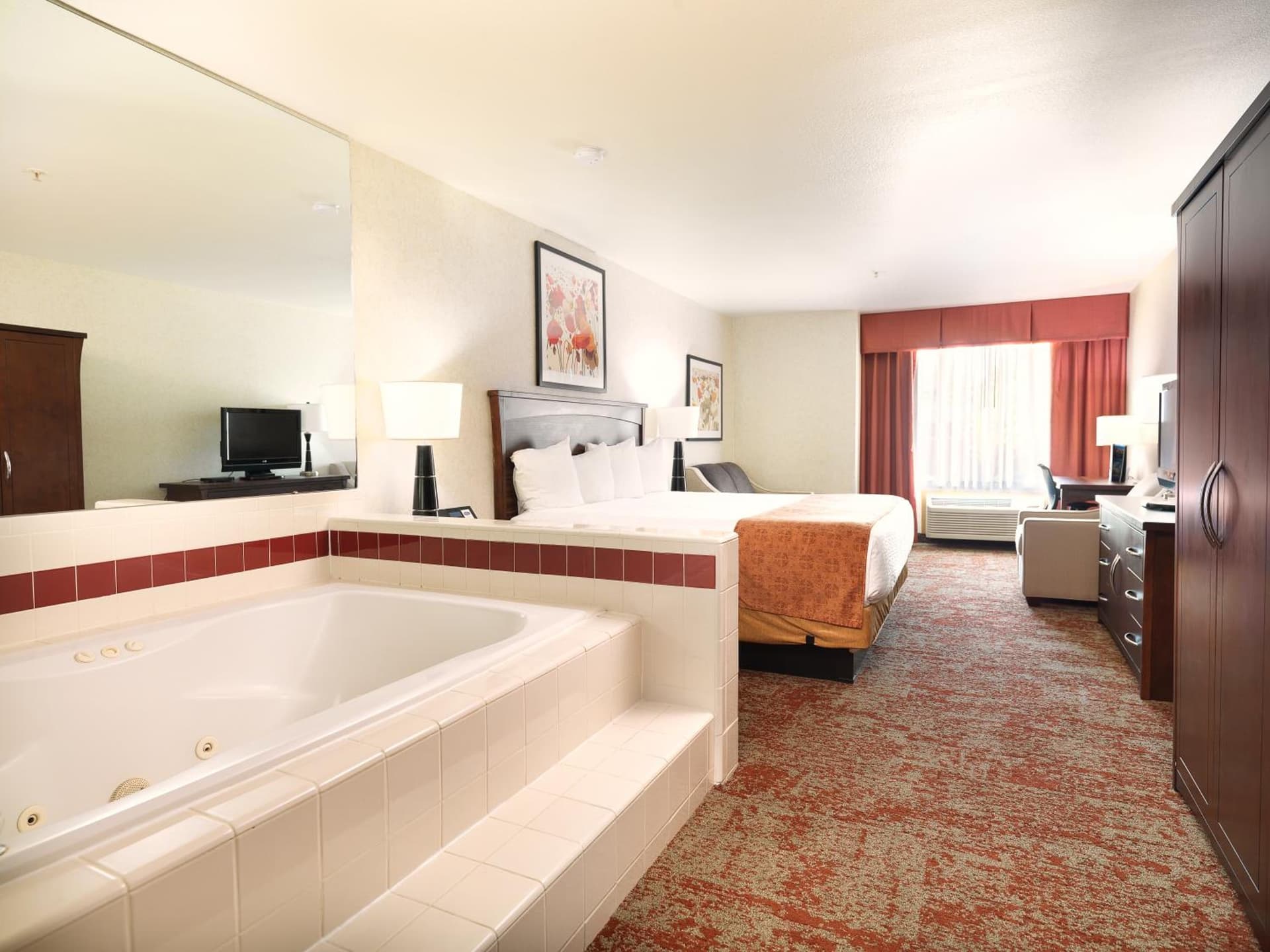 Crystal Inn Hotel & Suites - Salt Lake City gallery photo in Salt Lake City, UT — image 21