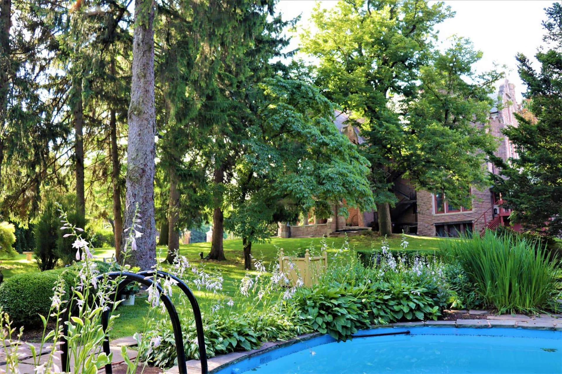 The Gables at Stirling Guest Hotel gallery photo in Reading, PA — image 68