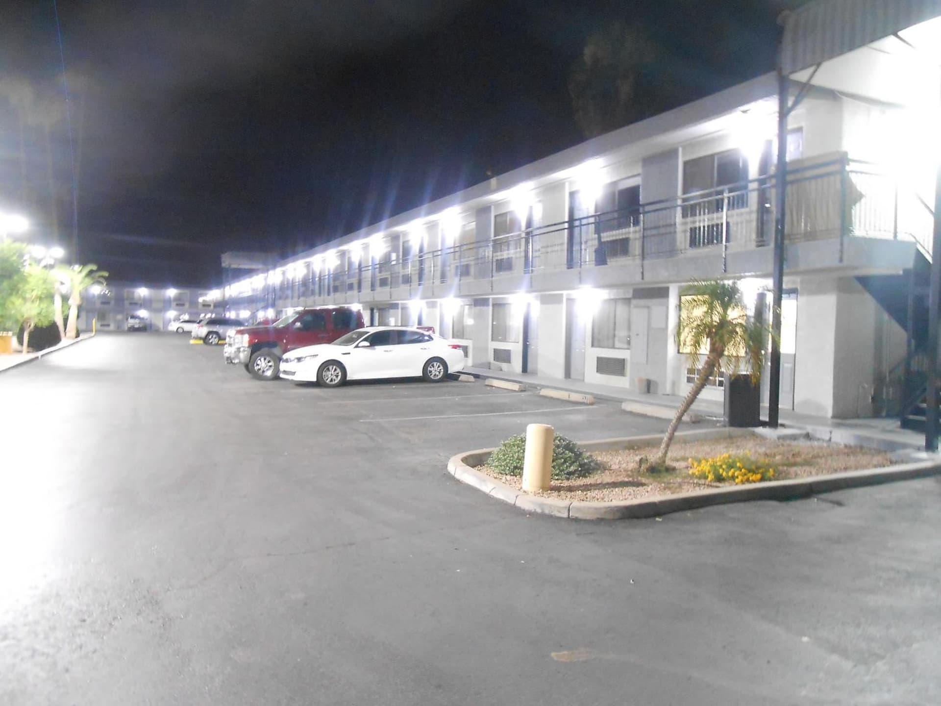SureStay Hotel by Best Western Phoenix Airport gallery photo in Phoenix, AZ — image 9