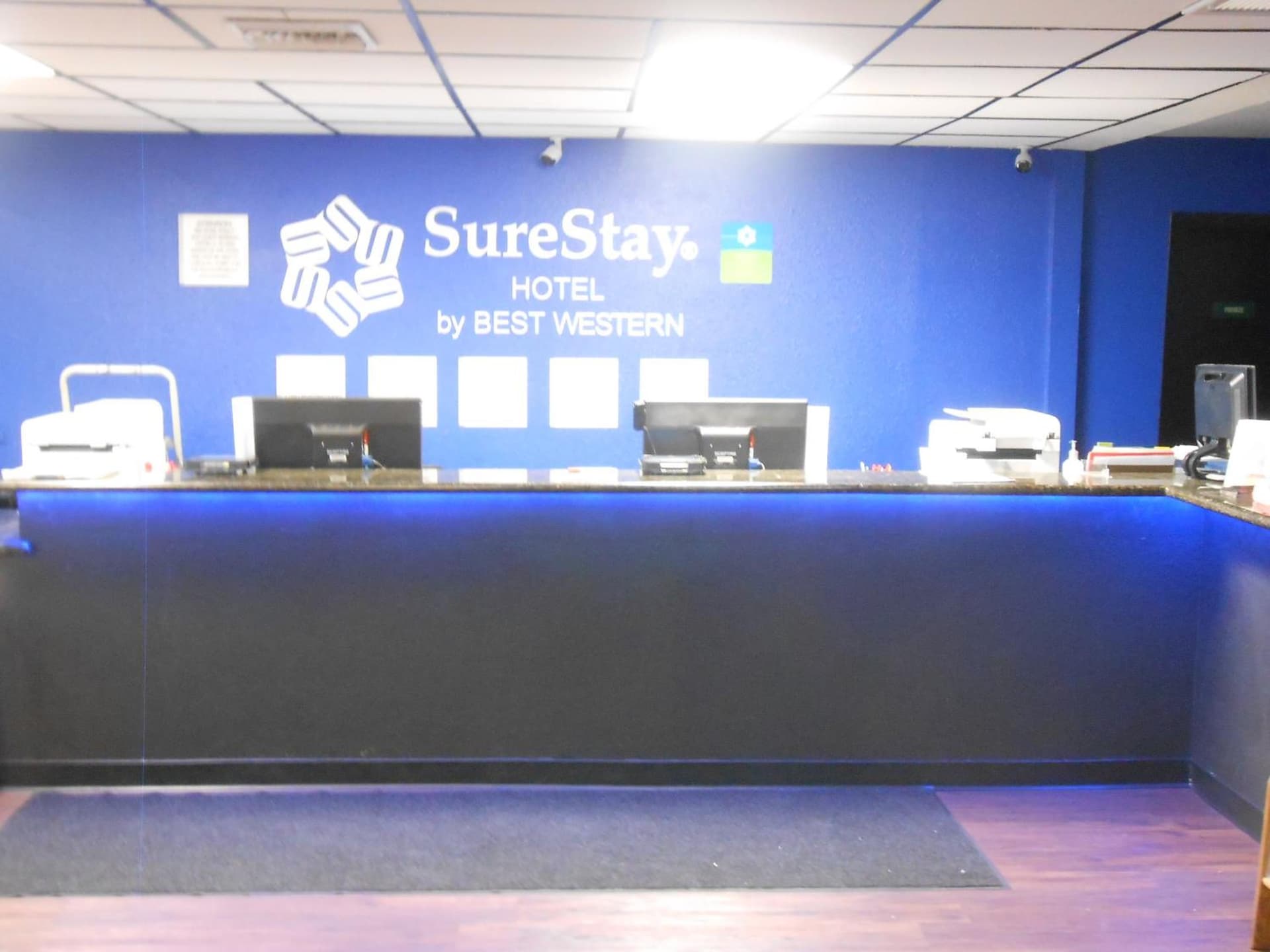 SureStay Hotel by Best Western Phoenix Airport gallery photo in Phoenix, AZ — image 69