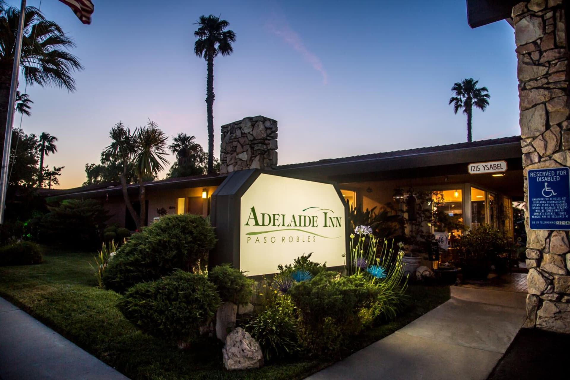 Adelaide Inn featured exterior or lobby in Paso Robles, CA — similar hotel