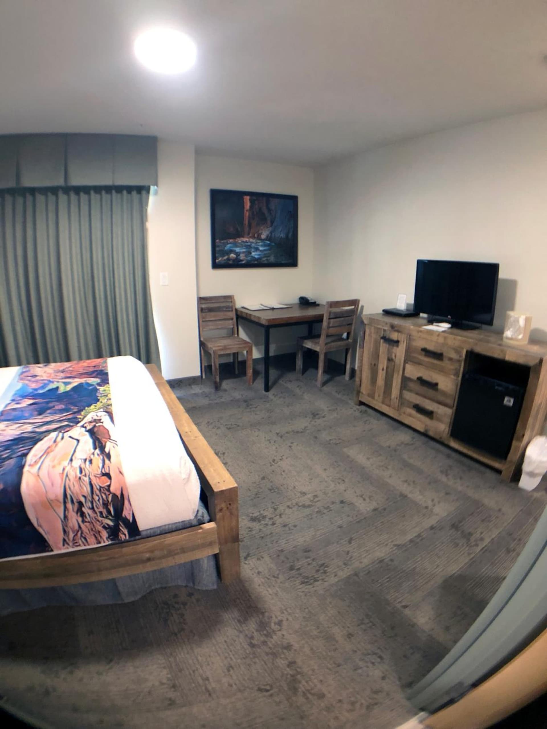 Bumbleberry Inn gallery photo in Springdale, UT — image 31