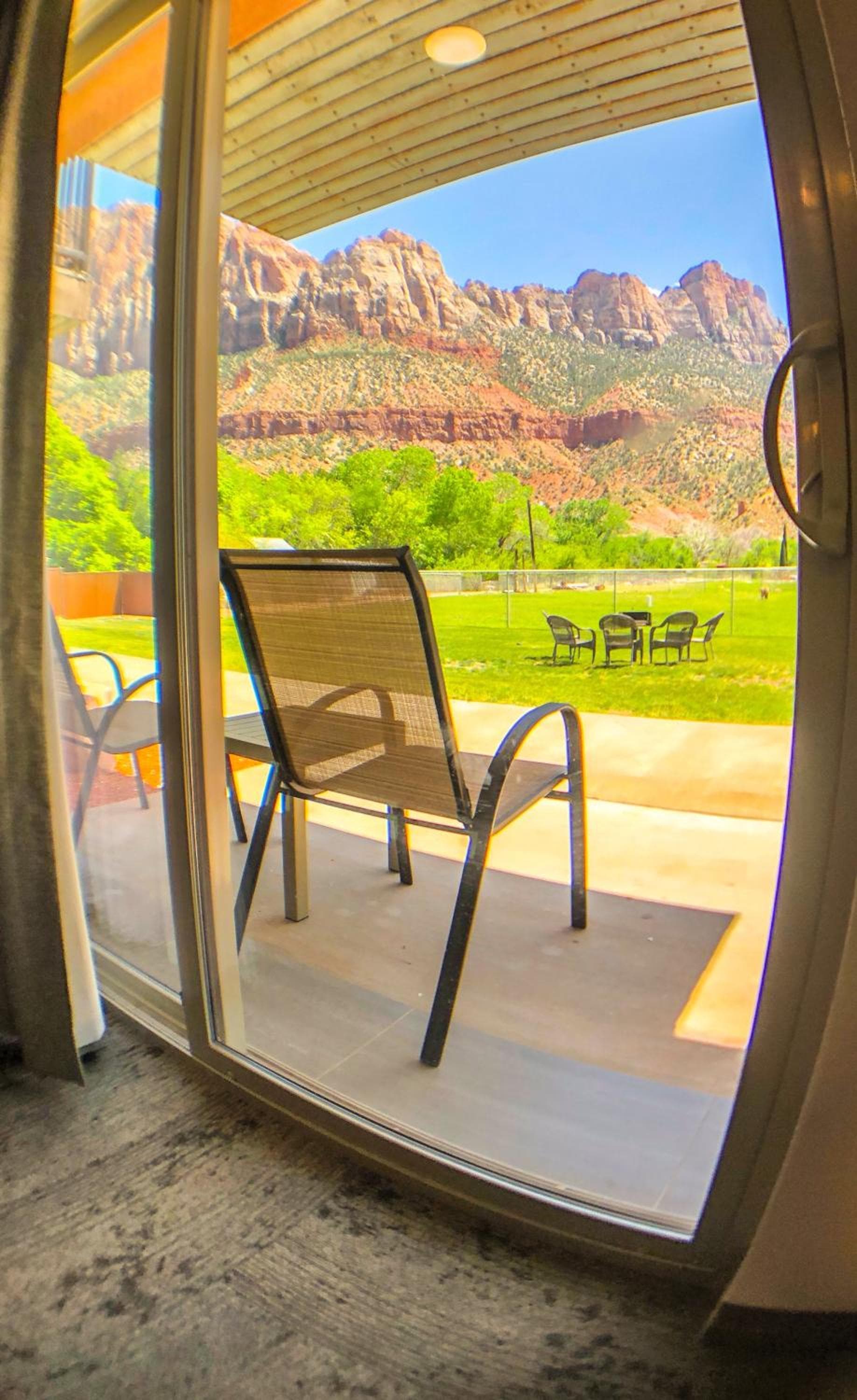 Bumbleberry Inn gallery photo in Springdale, UT — image 55