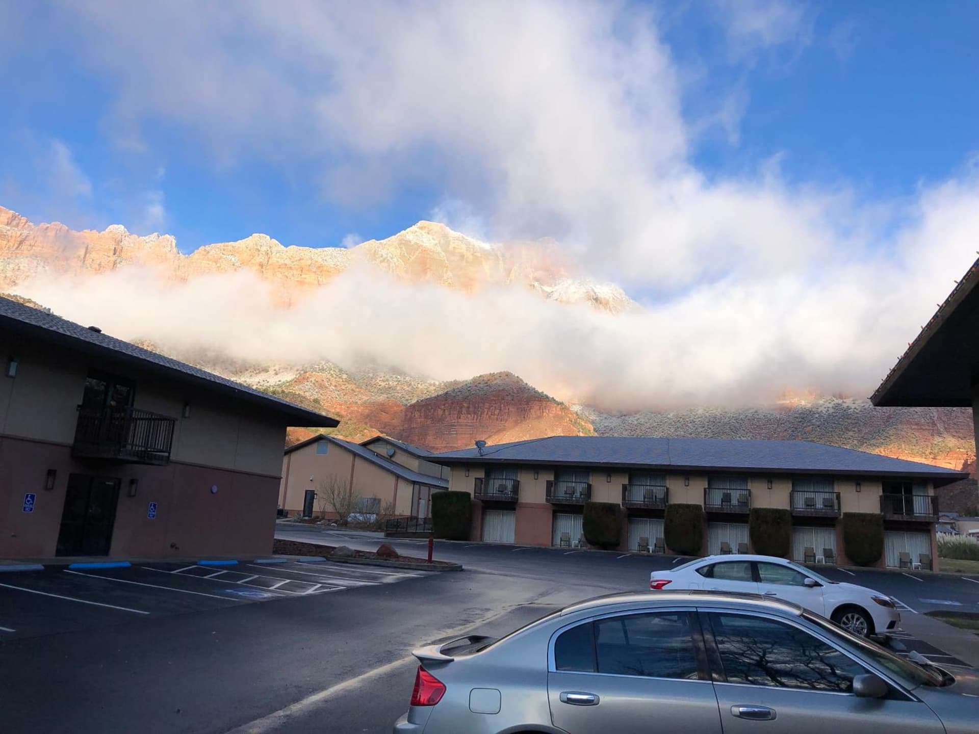 Bumbleberry Inn gallery photo in Springdale, UT — image 47