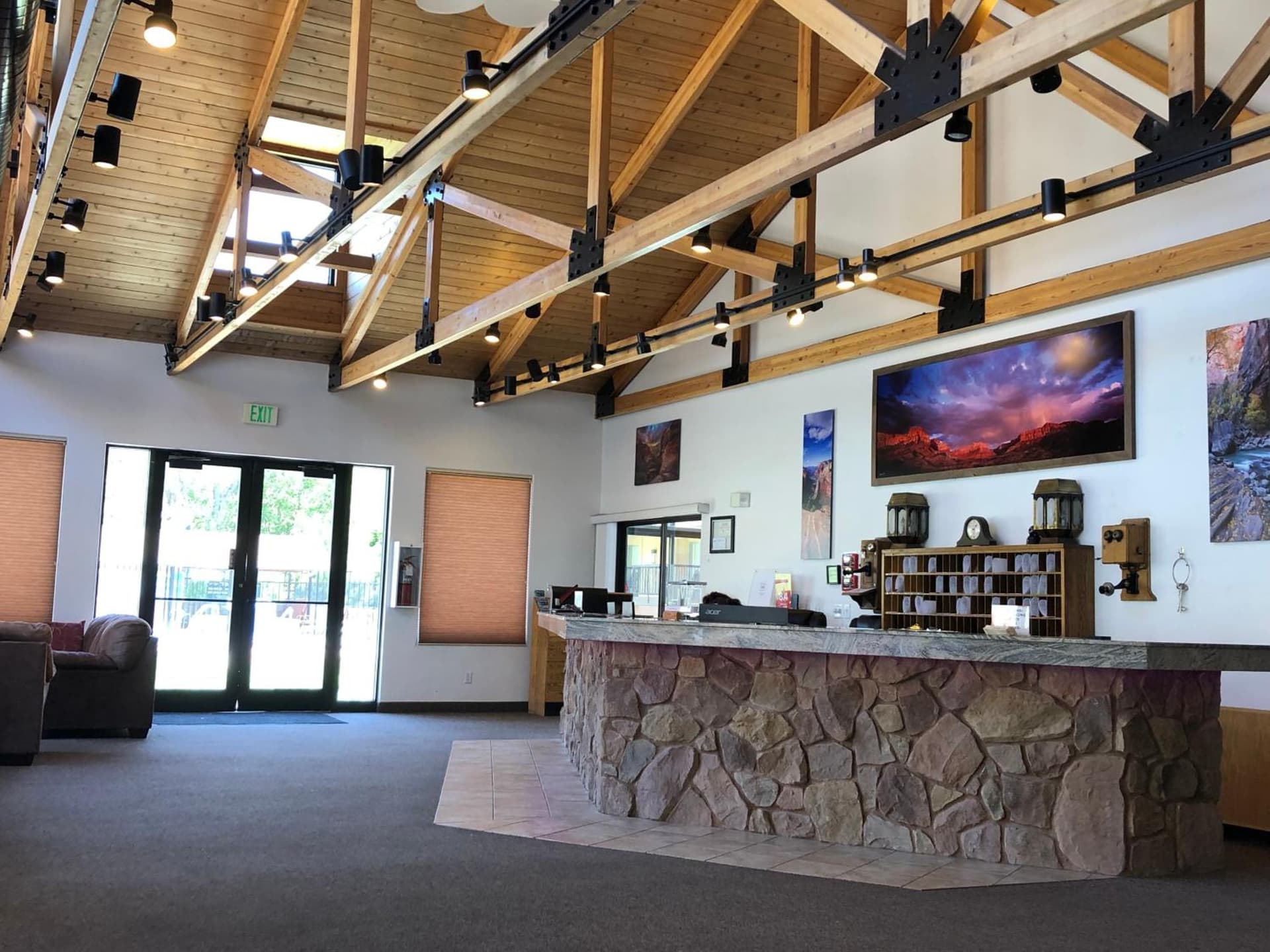 Bumbleberry Inn gallery photo in Springdale, UT — image 7