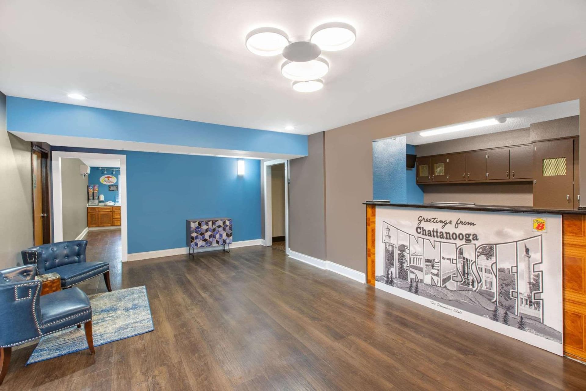 Super 8 by Wyndham Chattanooga Lookout Mountain TN property views in Chattanooga, TN — gallery photo 3