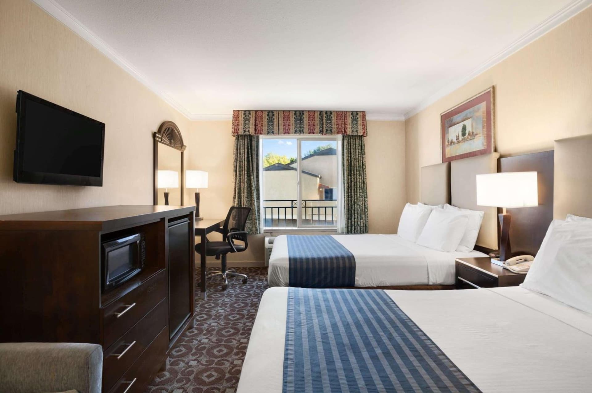 Days Inn by Wyndham Concord gallery photo in Concord, CA — image 19