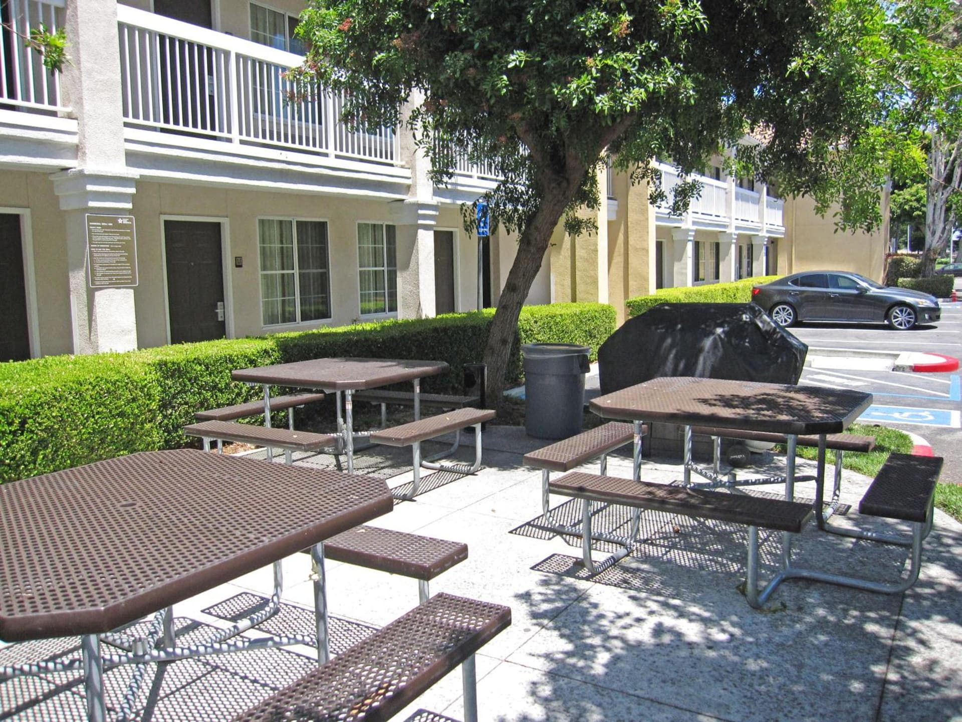 Extended Stay America Suites - San Jose - Sunnyvale interior in Sunnyvale, CA — gallery photo 2