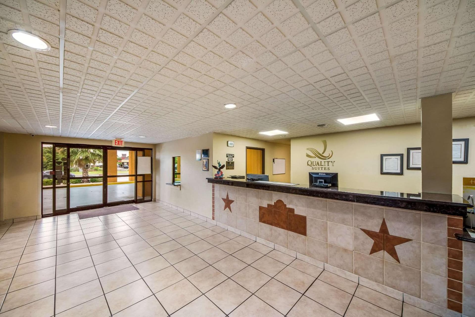 Quality Suites San Antonio Brooks City Base property views in San Antonio, TX — gallery photo 3
