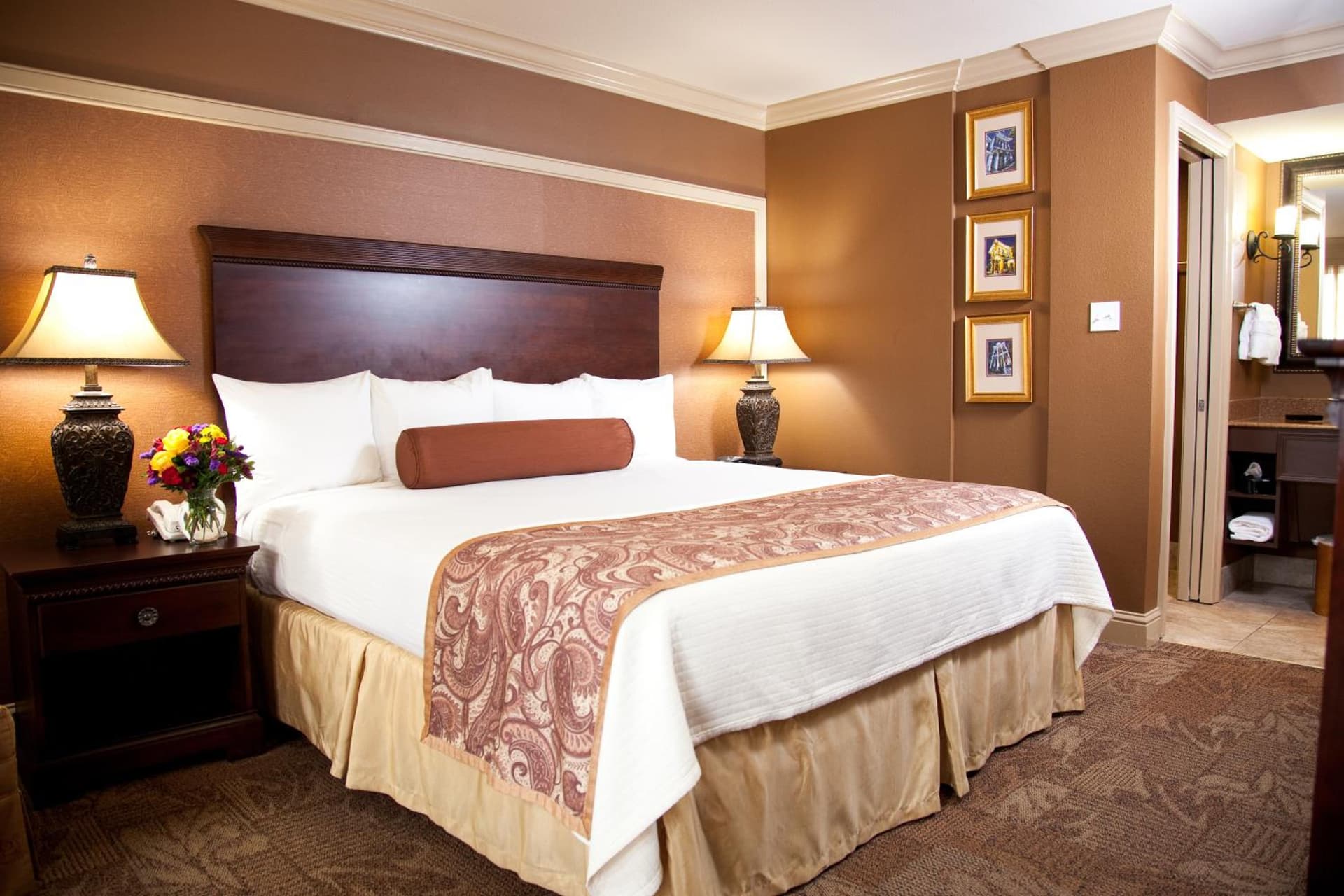 Best Western Plus French Quarter Courtyard Hotel gallery photo in New Orleans, LA — image 39