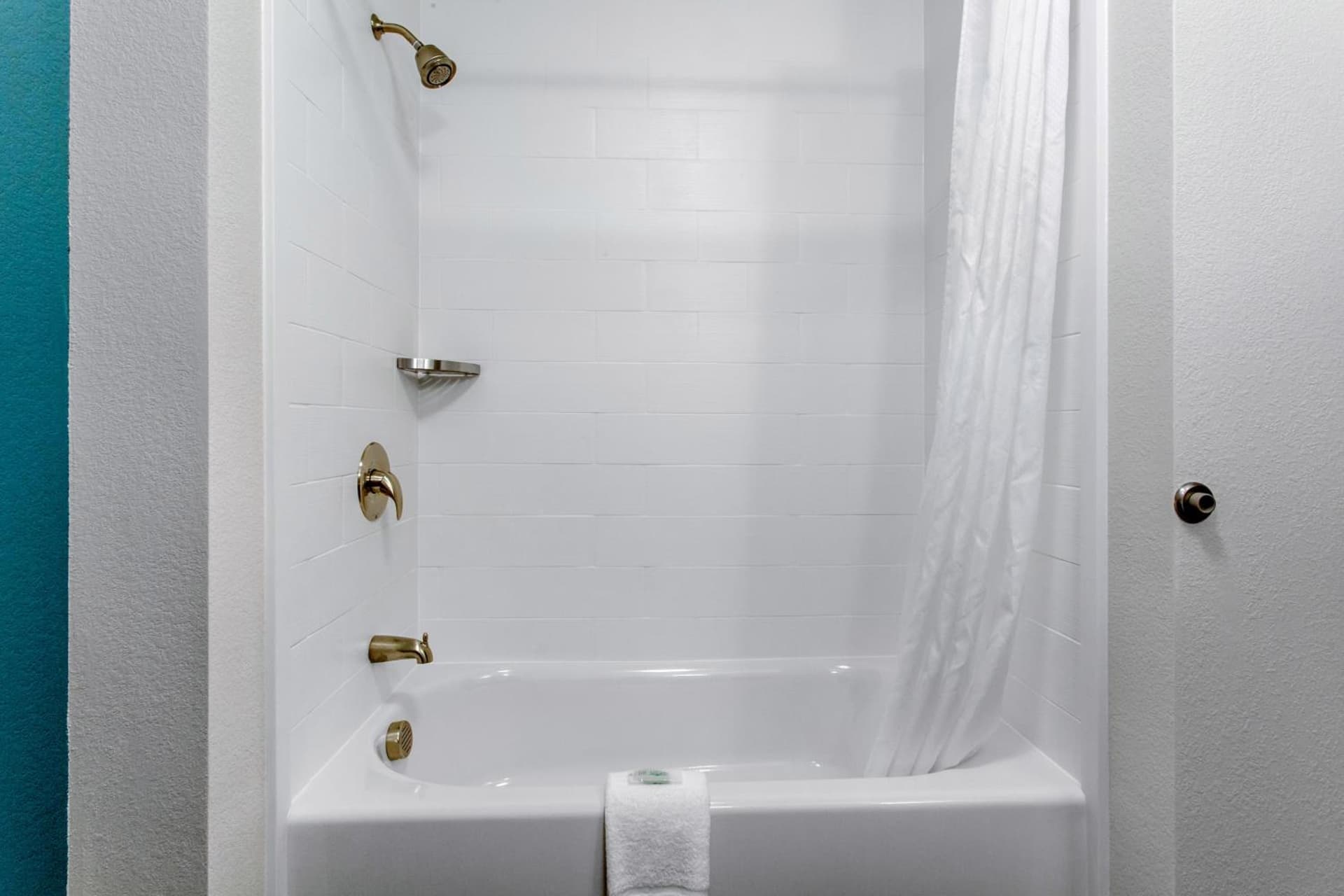 Sleep Inn & Suites Monroe - Woodbury gallery photo in Monroe, NY — image 4