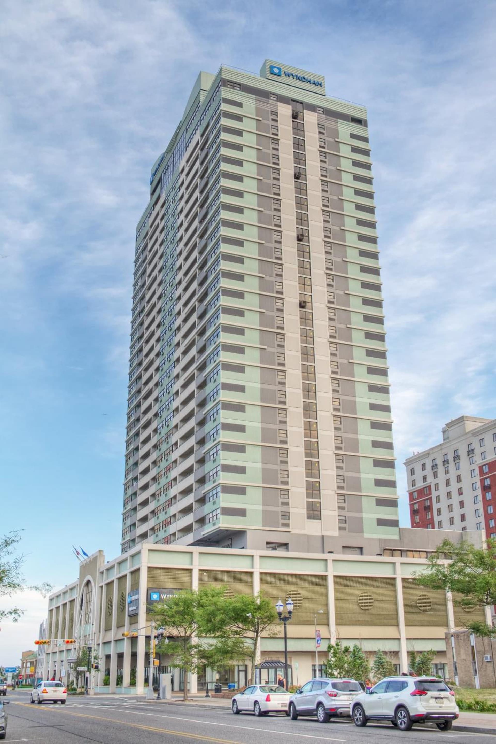 Club Wyndham Skyline Tower interior in Atlantic City, NJ — gallery photo 2