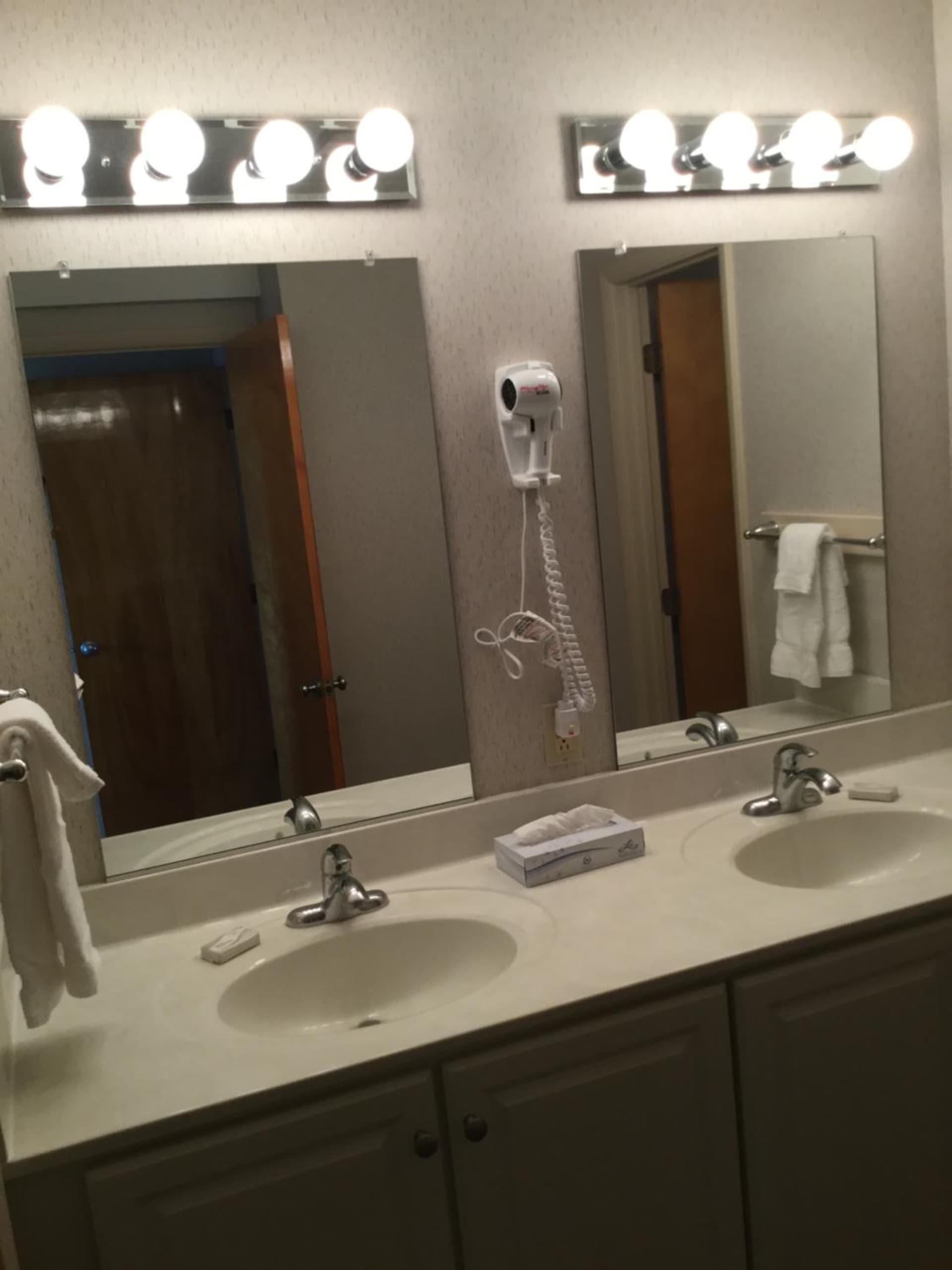 Outer Banks Beach Club II Resorts interior in Kill Devil Hills, NC — gallery photo 2