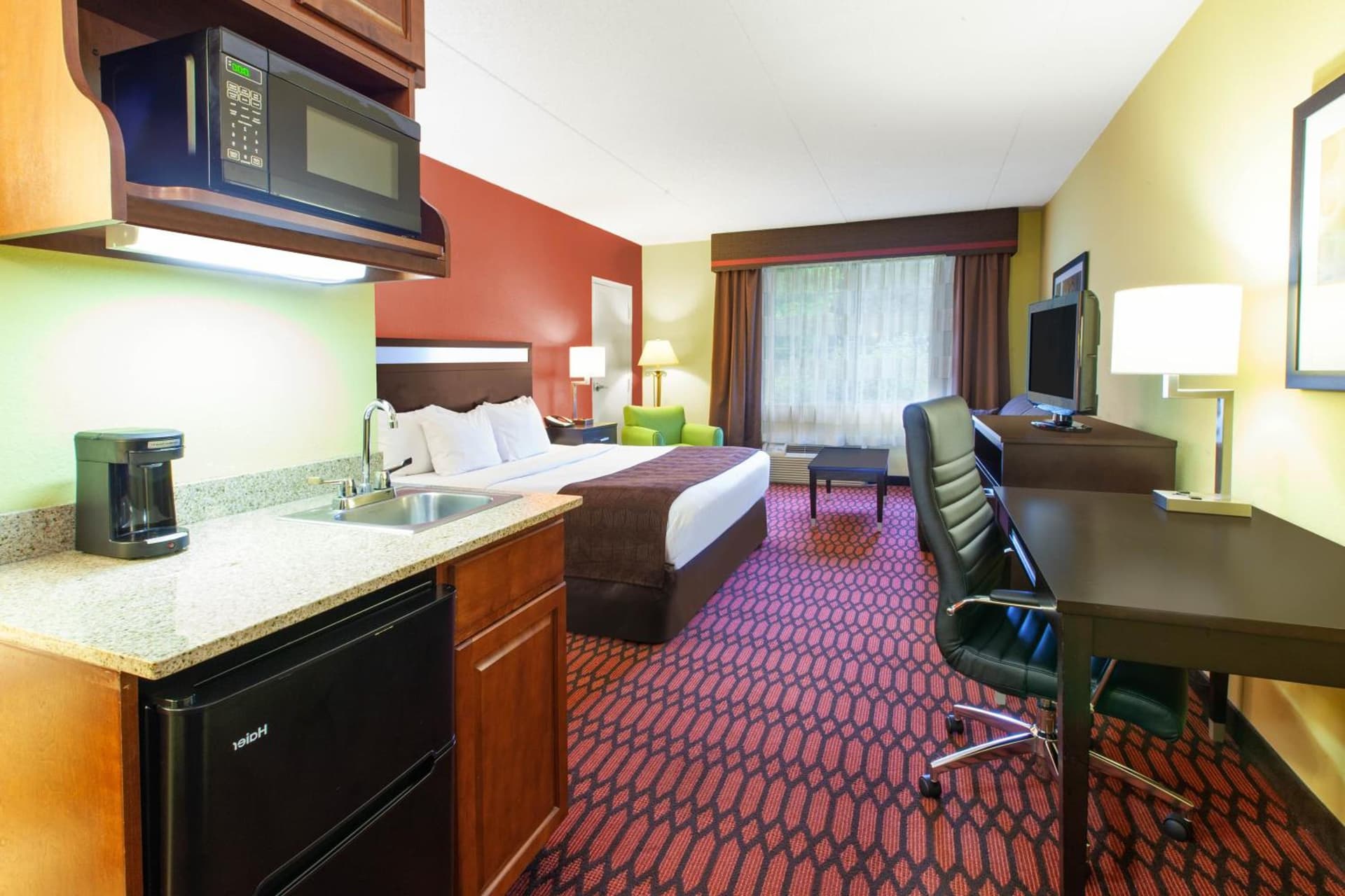 Baymont by Wyndham Harrisburg gallery photo in Harrisburg, PA — image 42
