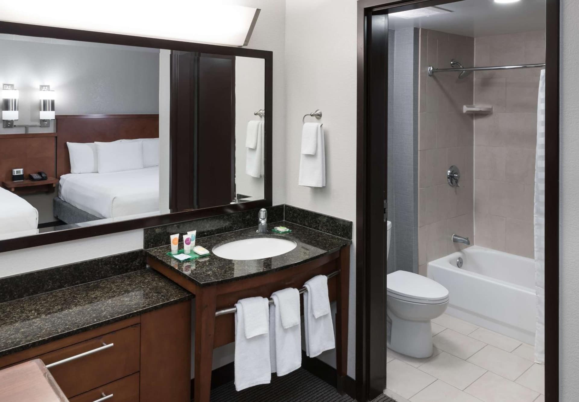 Hyatt Place Jacksonville Airport gallery photo in Jacksonville, FL — image 14