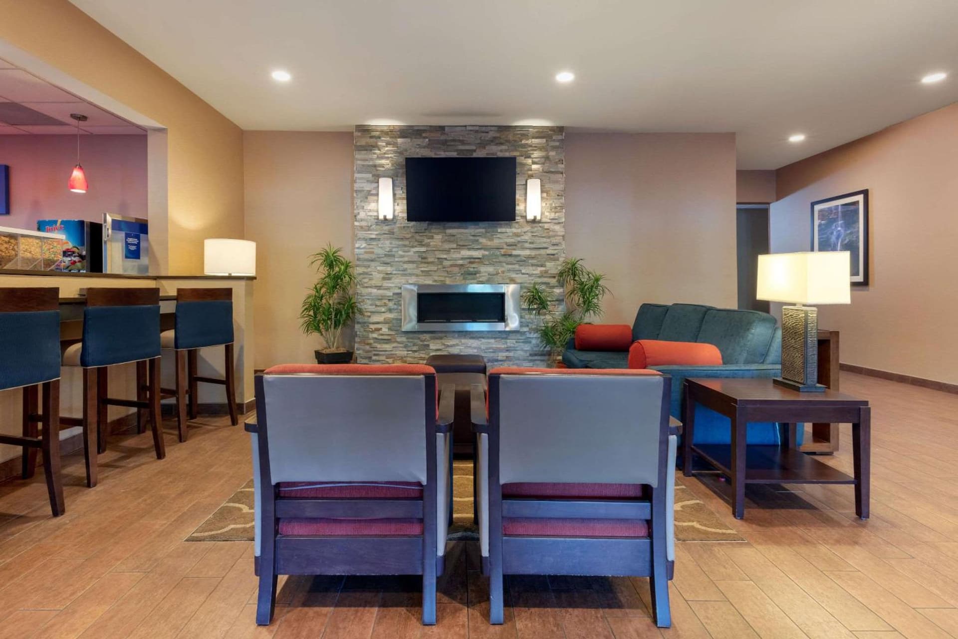Comfort Inn & Suites Fayetteville-University Area gallery photo in Fayetteville, AR — image 11