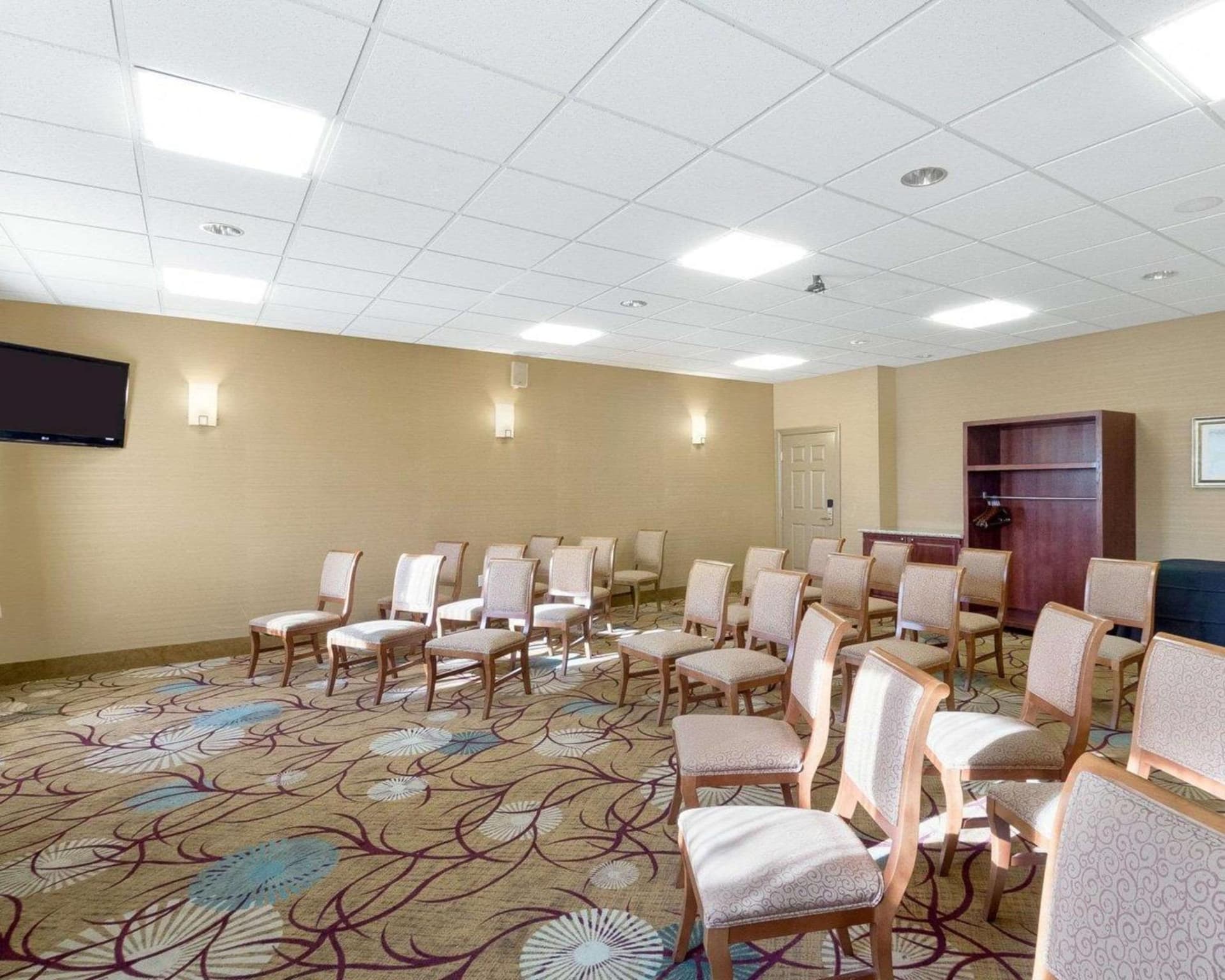 Comfort Inn & Suites Fayetteville-University Area gallery photo in Fayetteville, AR — image 20