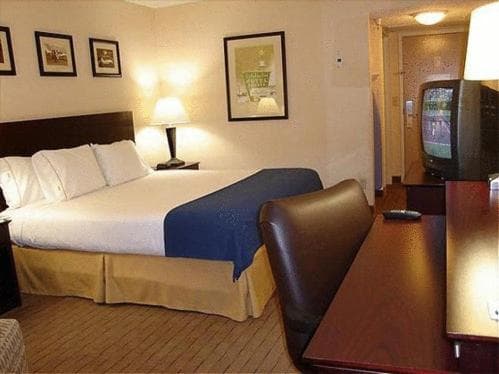 Holiday Inn Express Little Rock-Airport by IHG property views in Little Rock, AR — gallery photo 3