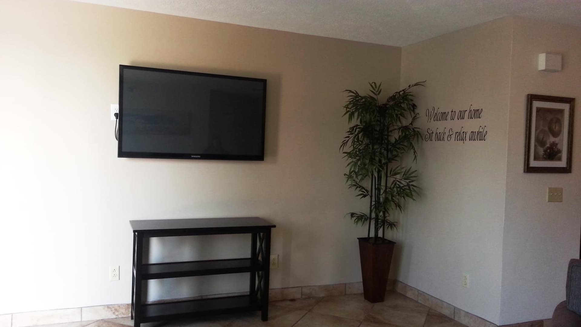 Put-in-Bay Poolview Condo #6 property views in Put-in-Bay, OH — gallery photo 3