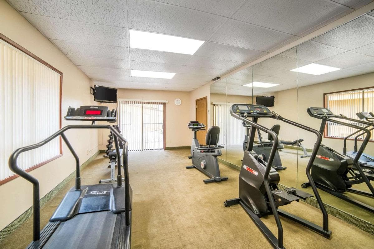 Quality Inn Big Sky interior in Kalispell, MT — gallery photo 2