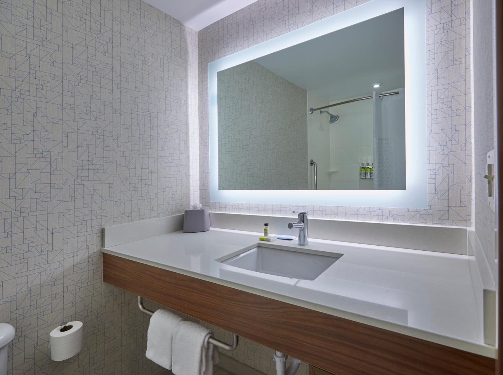 Holiday Inn Express : Eugene - Springfield by IHG gallery photo in Springfield, OR — image 61