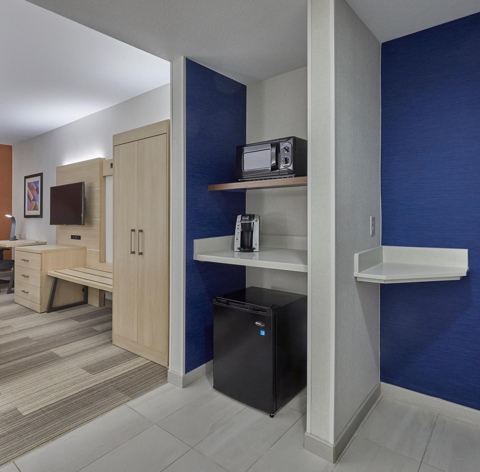 Holiday Inn Express : Eugene - Springfield by IHG property views in Springfield, OR — gallery photo 3