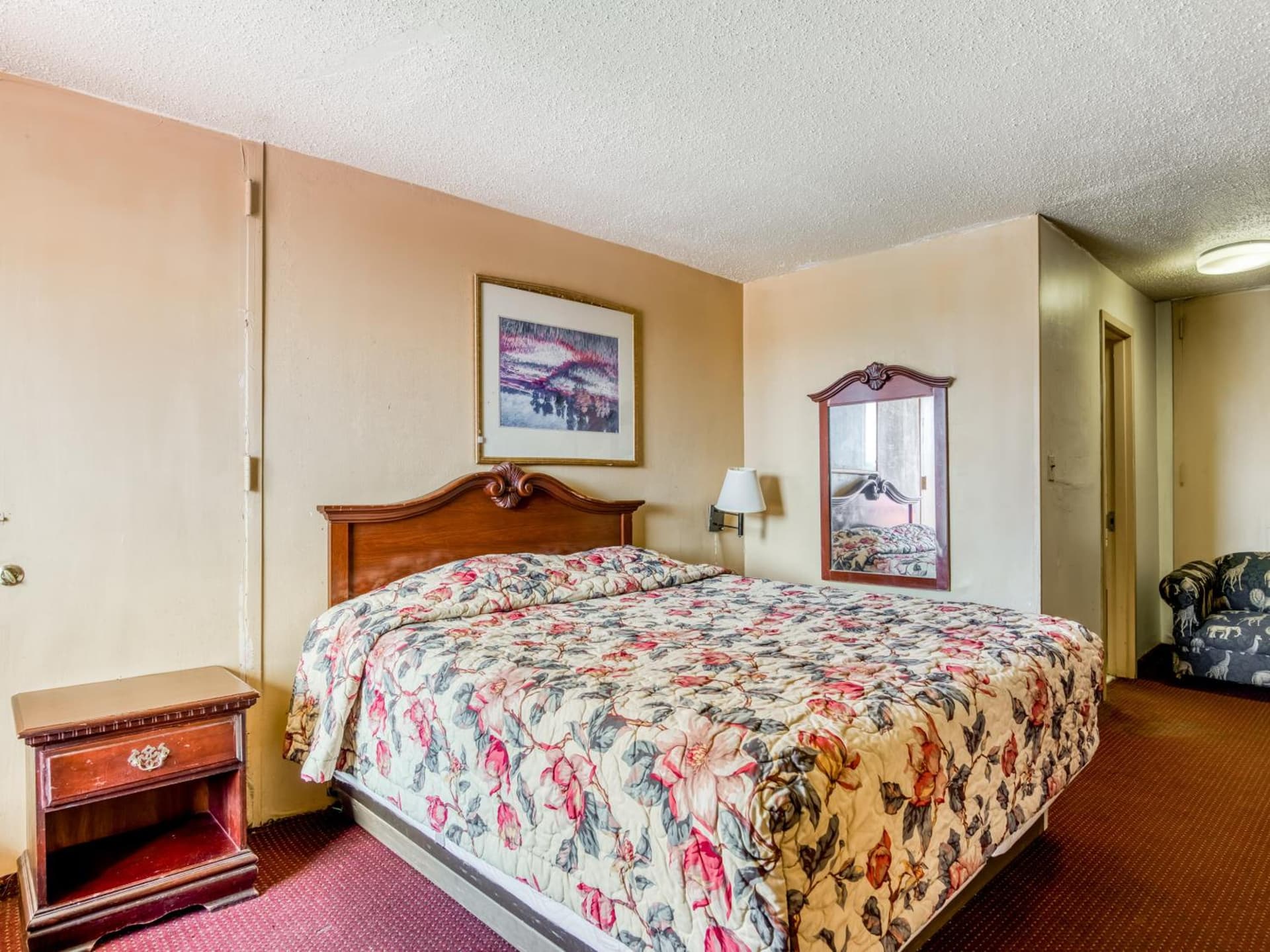 OYO Hotel Jackson North I-55 property views in Jackson, MS — gallery photo 3