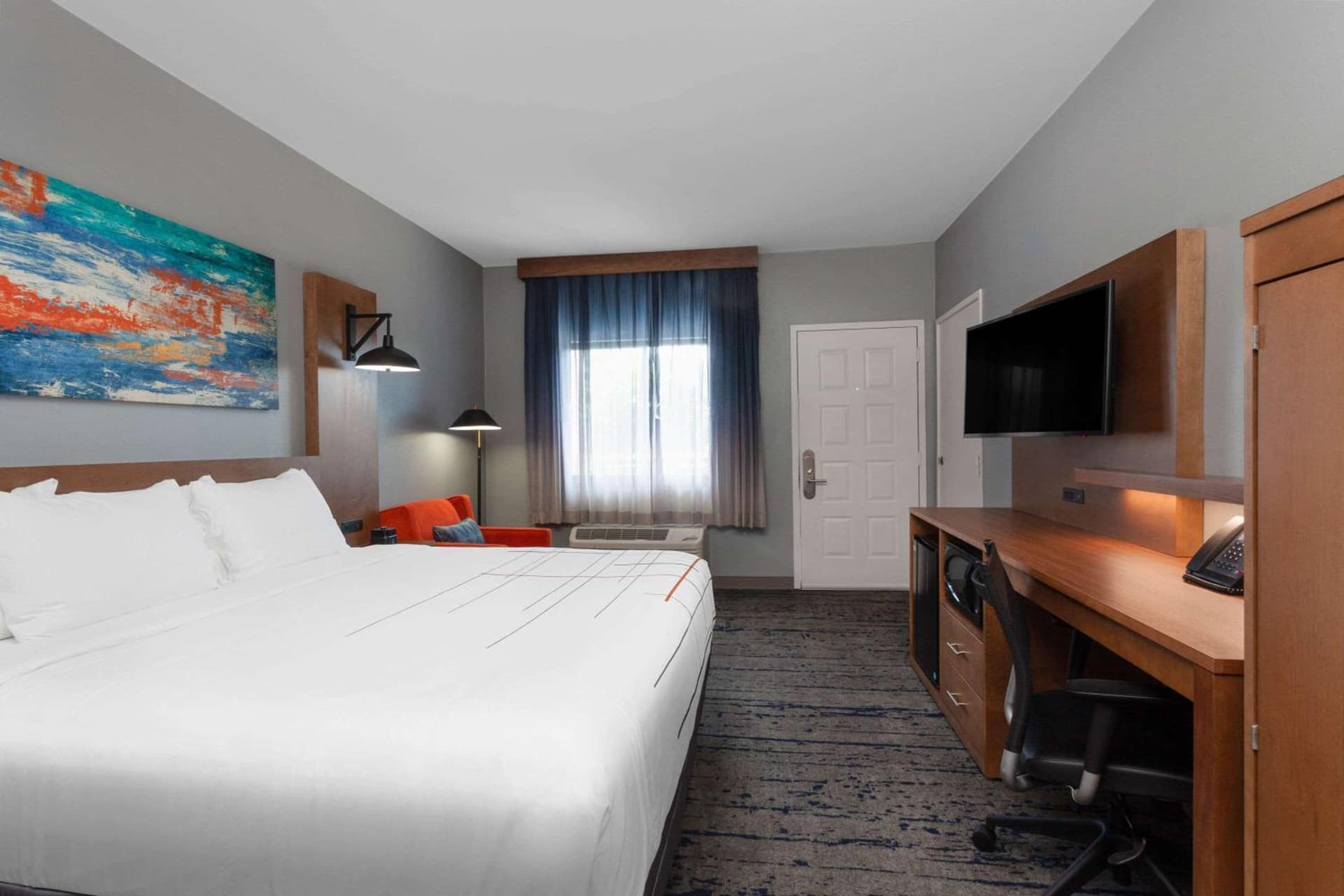 La Quinta by Wyndham Ft. Myers - Sanibel Gateway gallery photo in Fort Myers, FL — image 25