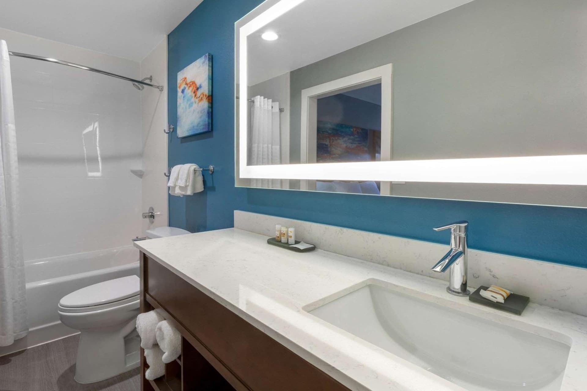 La Quinta by Wyndham Ft. Myers - Sanibel Gateway gallery photo in Fort Myers, FL — image 7