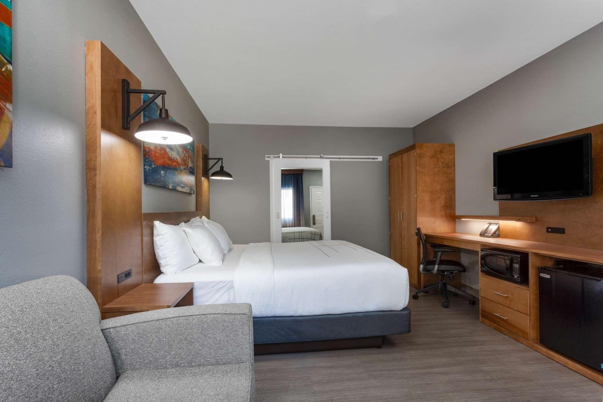 La Quinta by Wyndham Ft. Myers - Sanibel Gateway gallery photo in Fort Myers, FL — image 12
