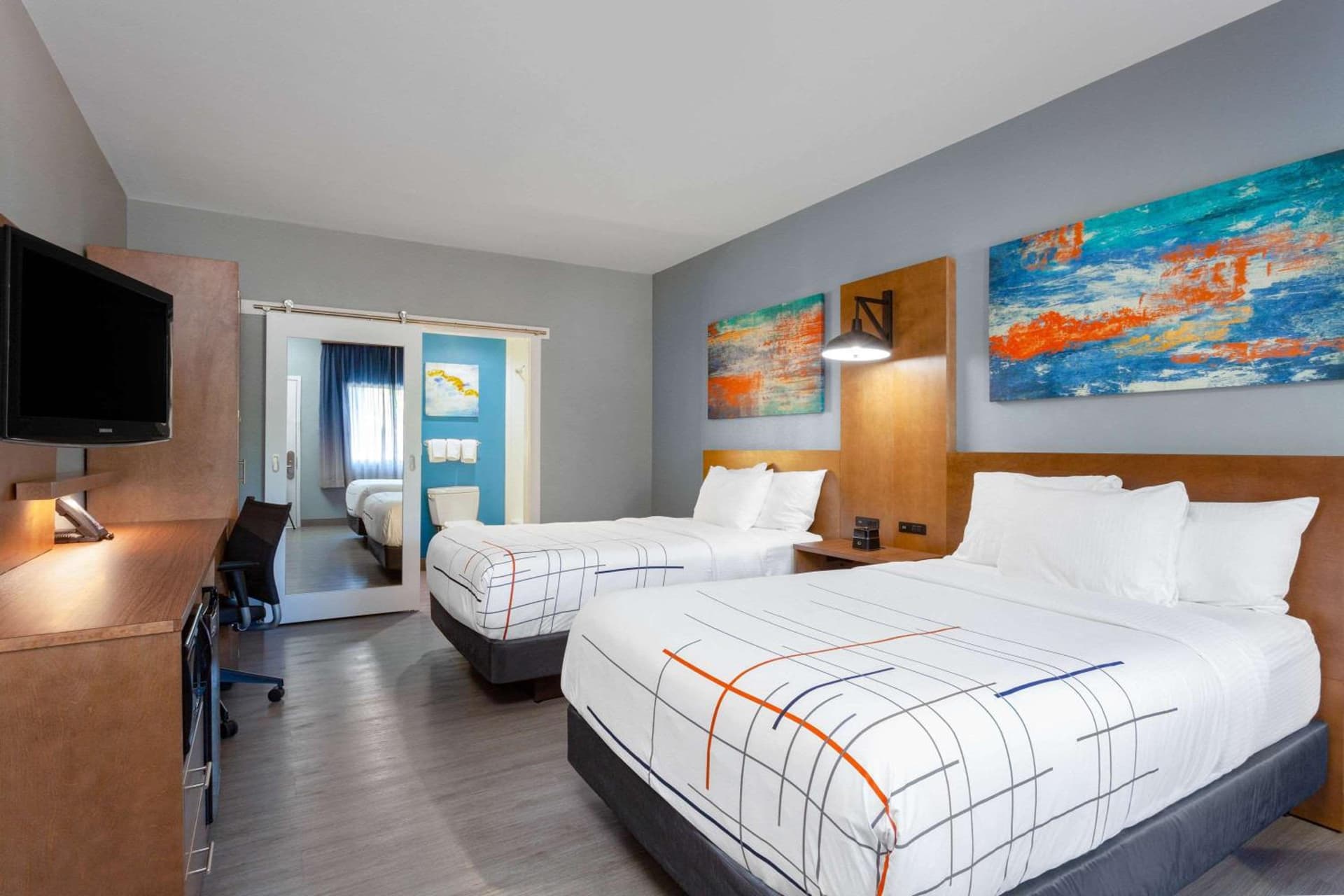 La Quinta by Wyndham Ft. Myers - Sanibel Gateway gallery photo in Fort Myers, FL — image 9