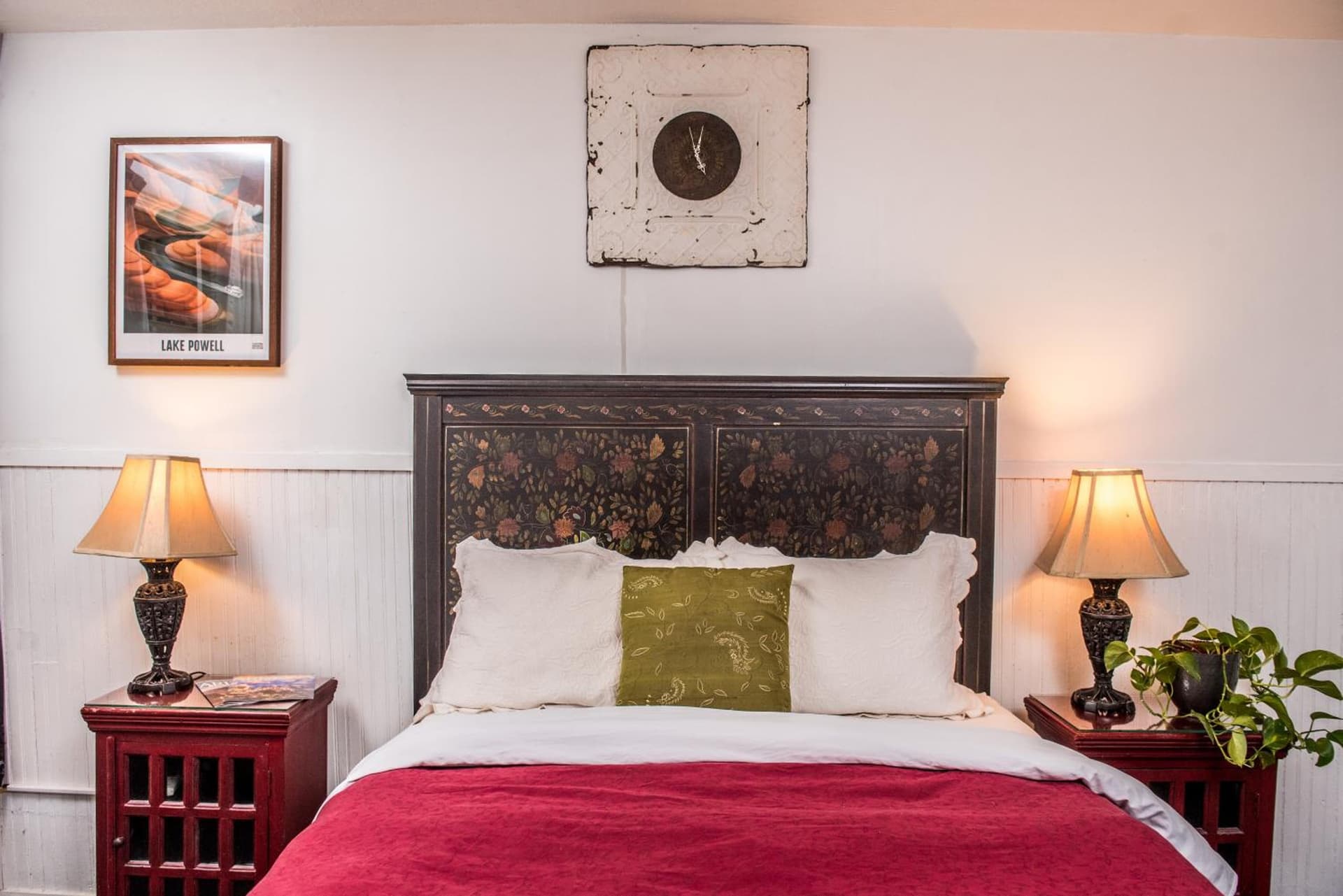 Jonquil Motel interior in Bisbee, AZ — gallery photo 2