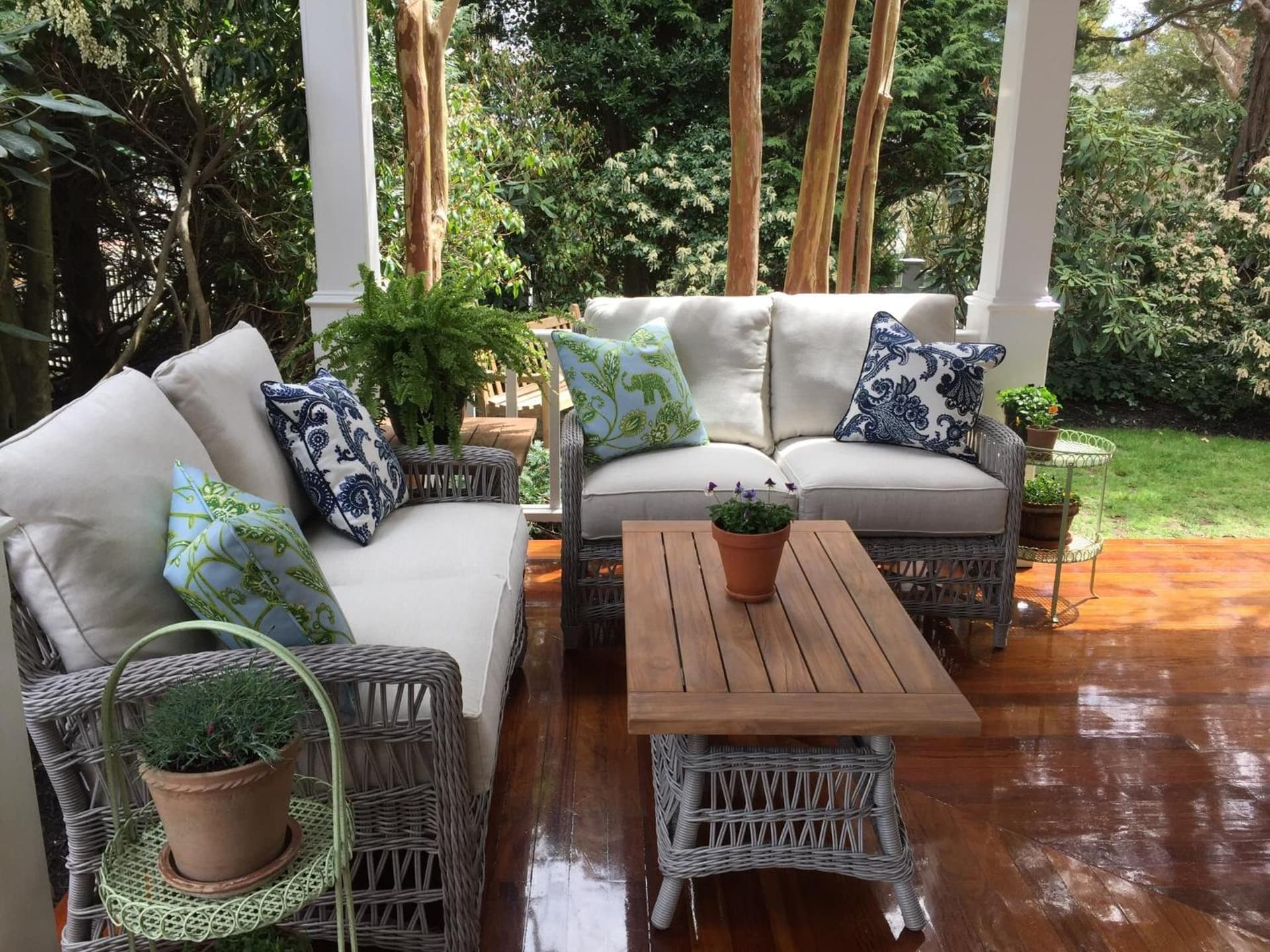 Hob Knob interior in Edgartown — gallery photo 2