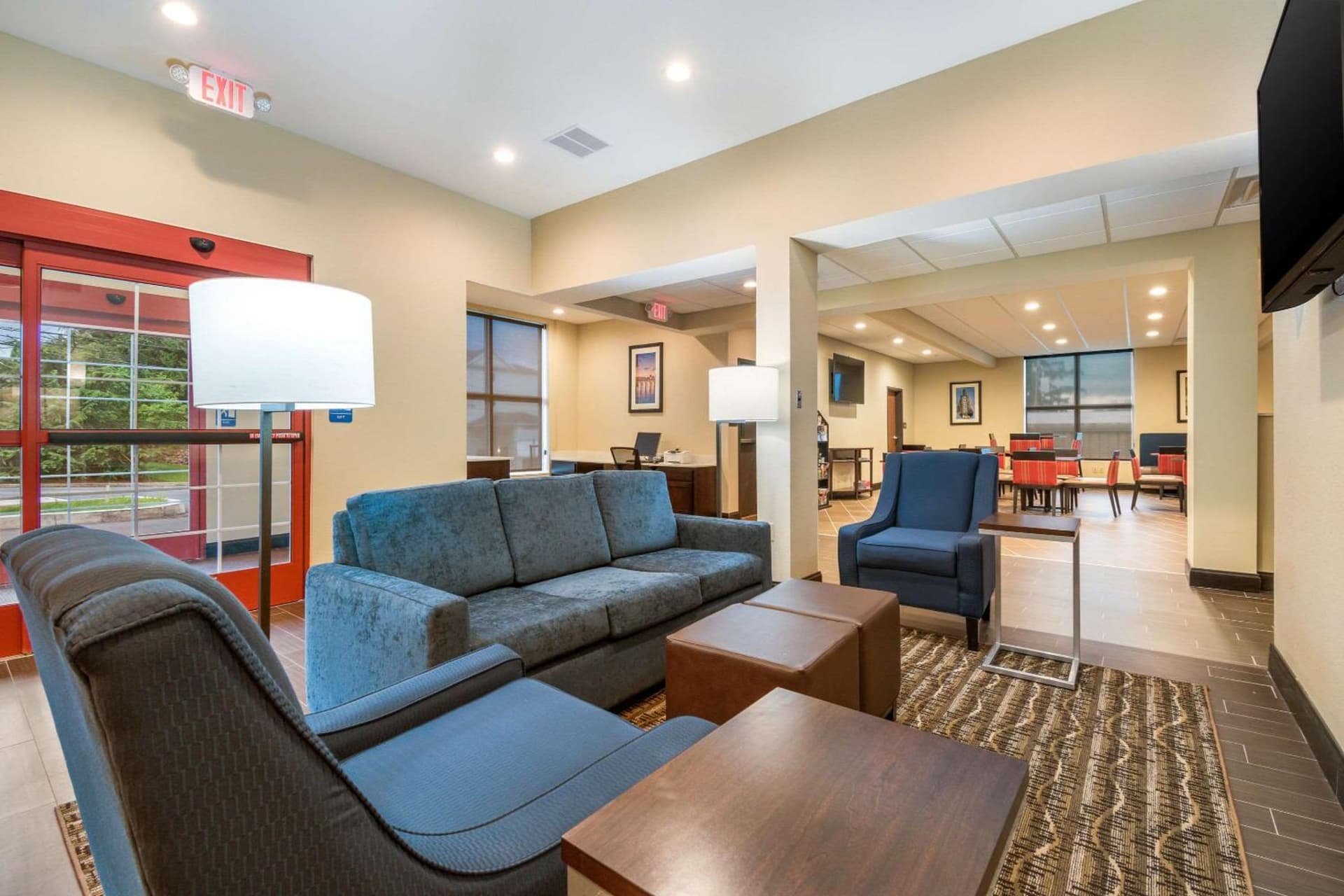 Comfort Inn & Suites Harrisburg - Hershey West gallery photo in Harrisburg, PA — image 12