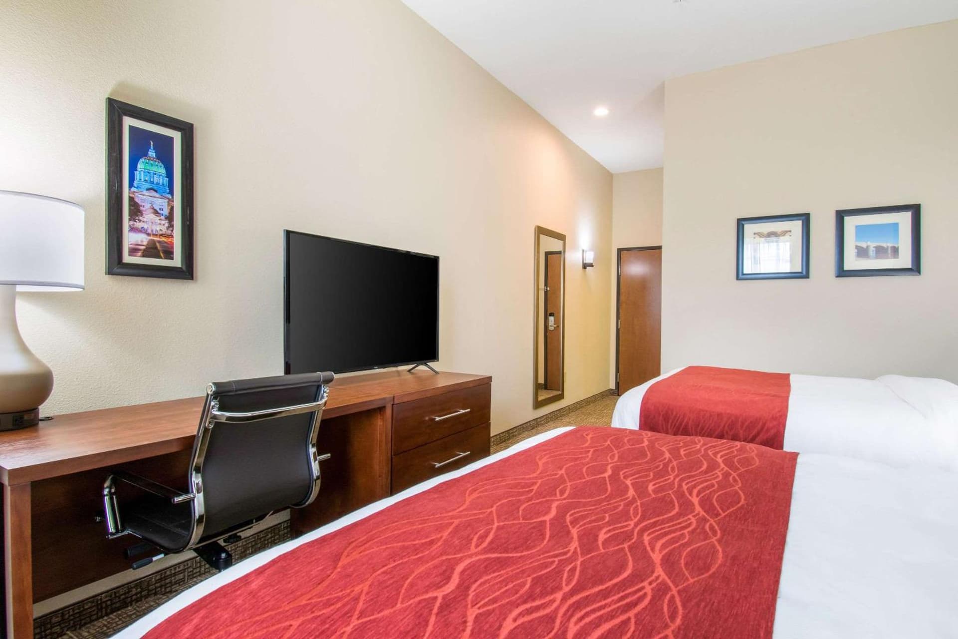 Comfort Inn & Suites Harrisburg - Hershey West gallery photo in Harrisburg, PA — image 32