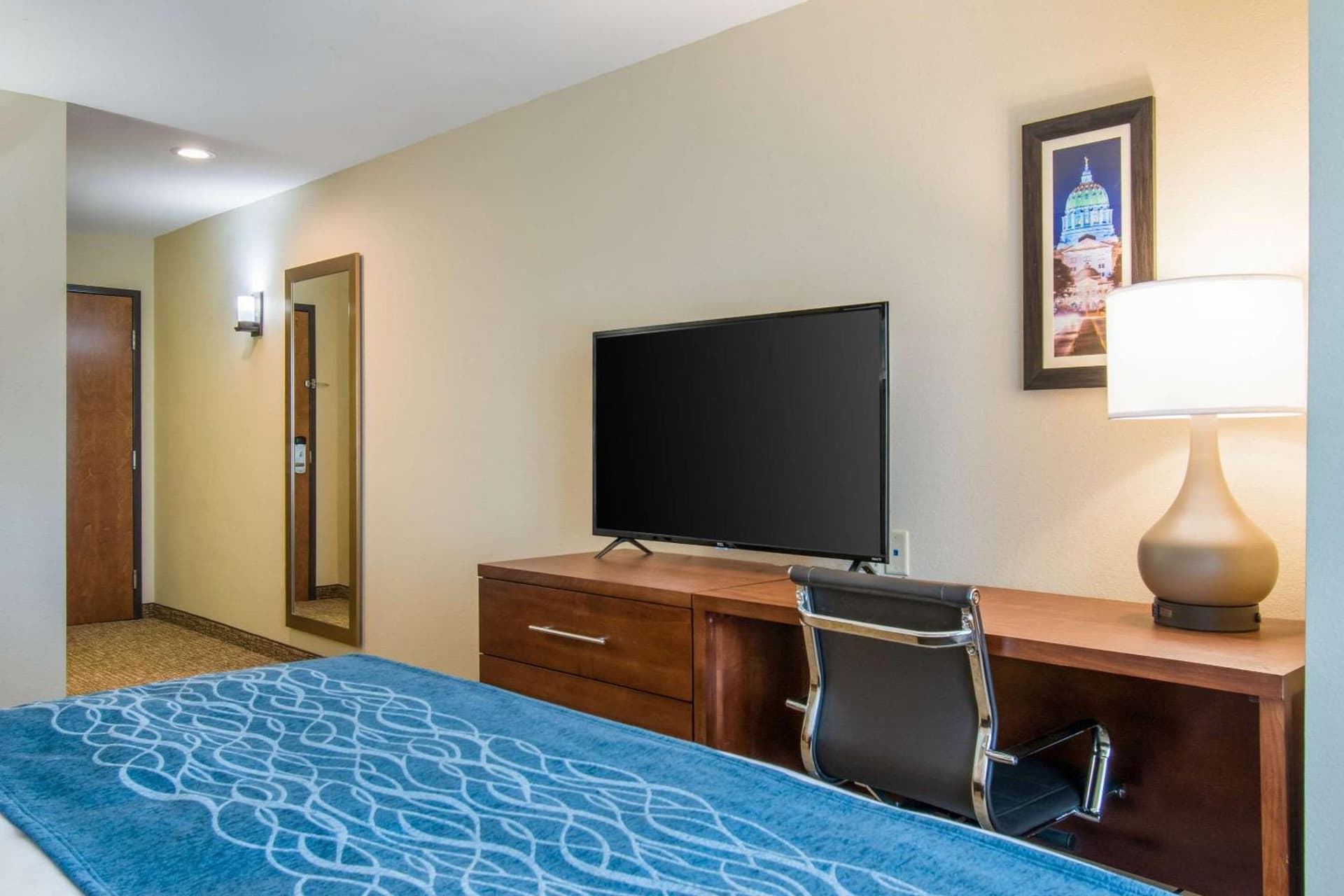 Comfort Inn & Suites Harrisburg - Hershey West gallery photo in Harrisburg, PA — image 18
