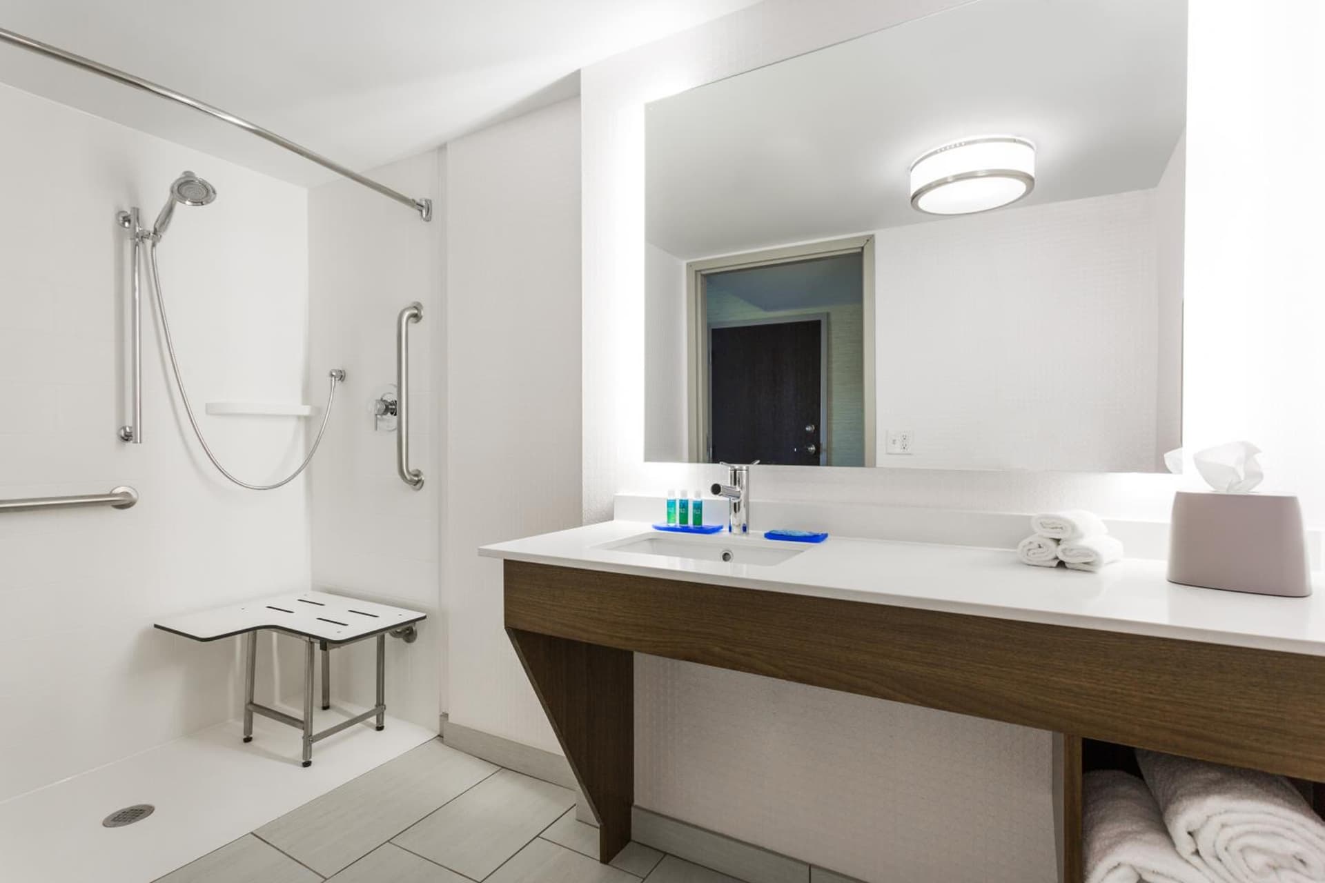 Holiday Inn Express - Lorton by IHG gallery photo in Lorton, VA — image 13