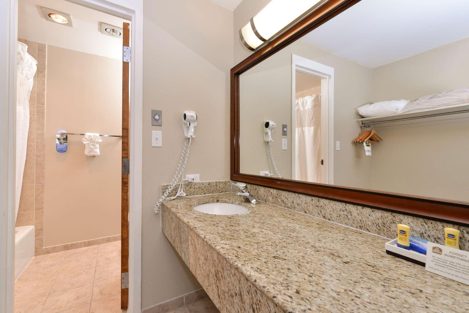 The Buxton, BW Signature Collection by Best Western gallery photo in Fort Collins, CO — image 35
