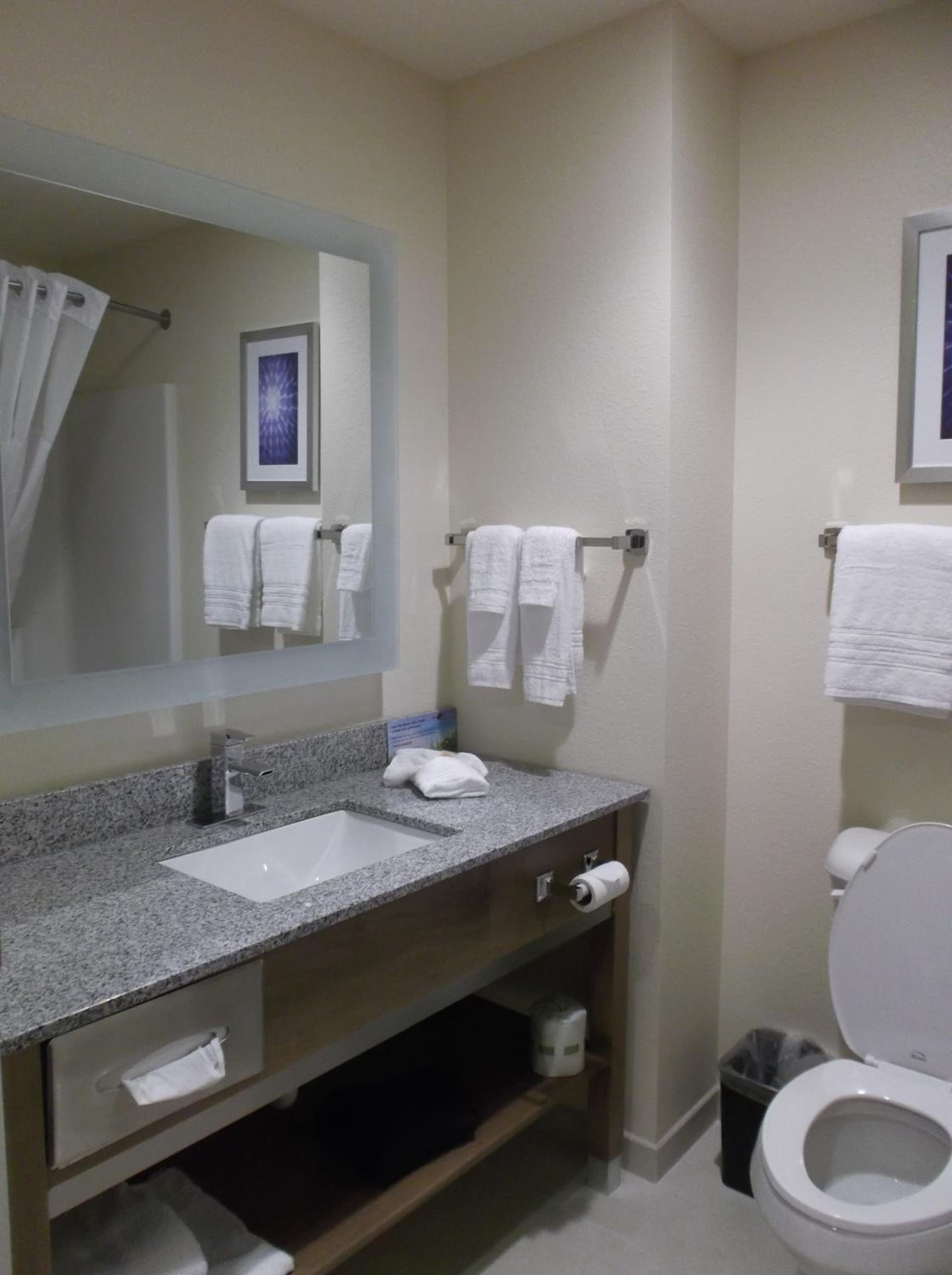 Days Inn & Suites by Wyndham Caldwell property views in Caldwell, OH — gallery photo 3