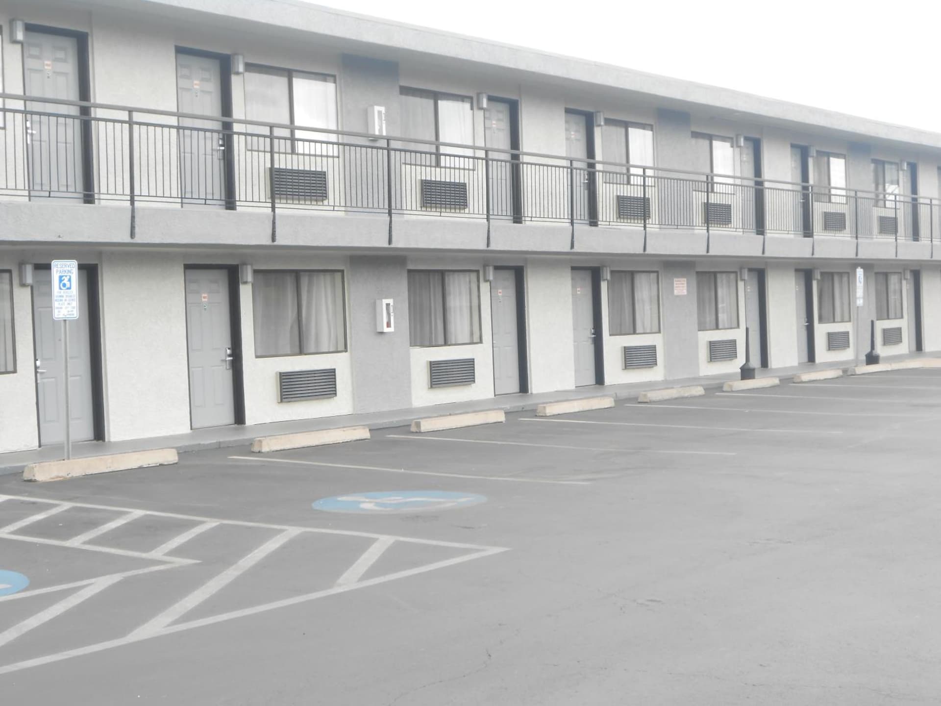 SureStay Hotel by Best Western Phoenix Airport gallery photo in Phoenix, AZ — image 42