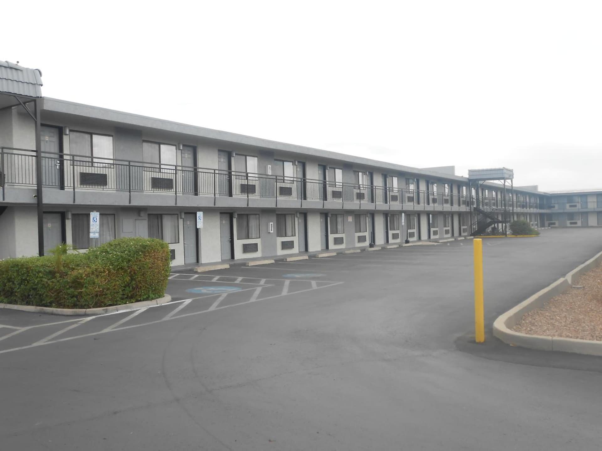 SureStay Hotel by Best Western Phoenix Airport gallery photo in Phoenix, AZ — image 62