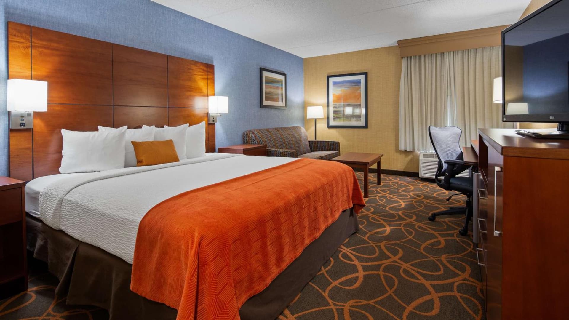 Best Western Plus Fresno Airport Hotel gallery photo in Fresno, CA — image 12