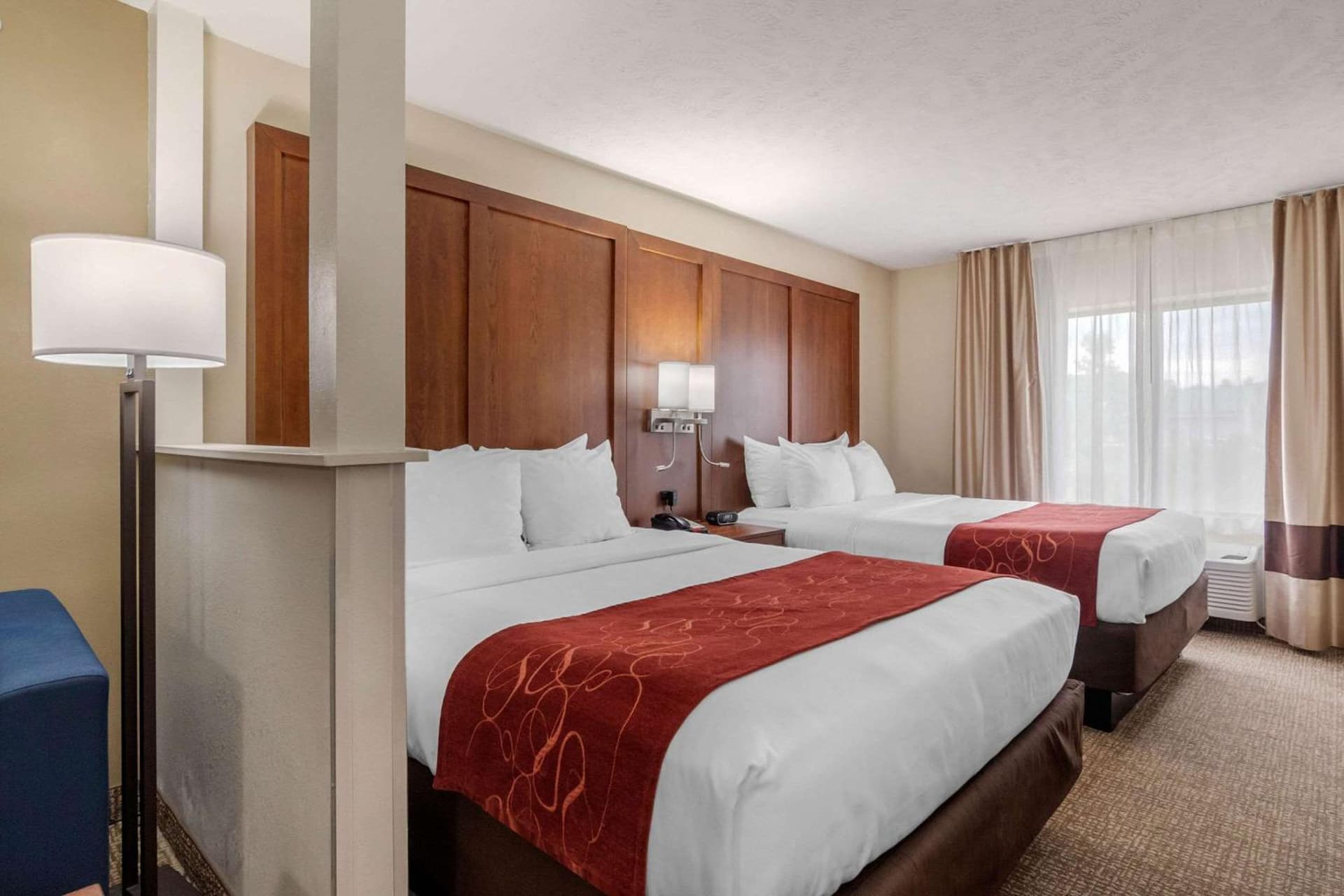 Comfort Suites Speedway - Kansas City gallery photo in Kansas City, KS — image 5
